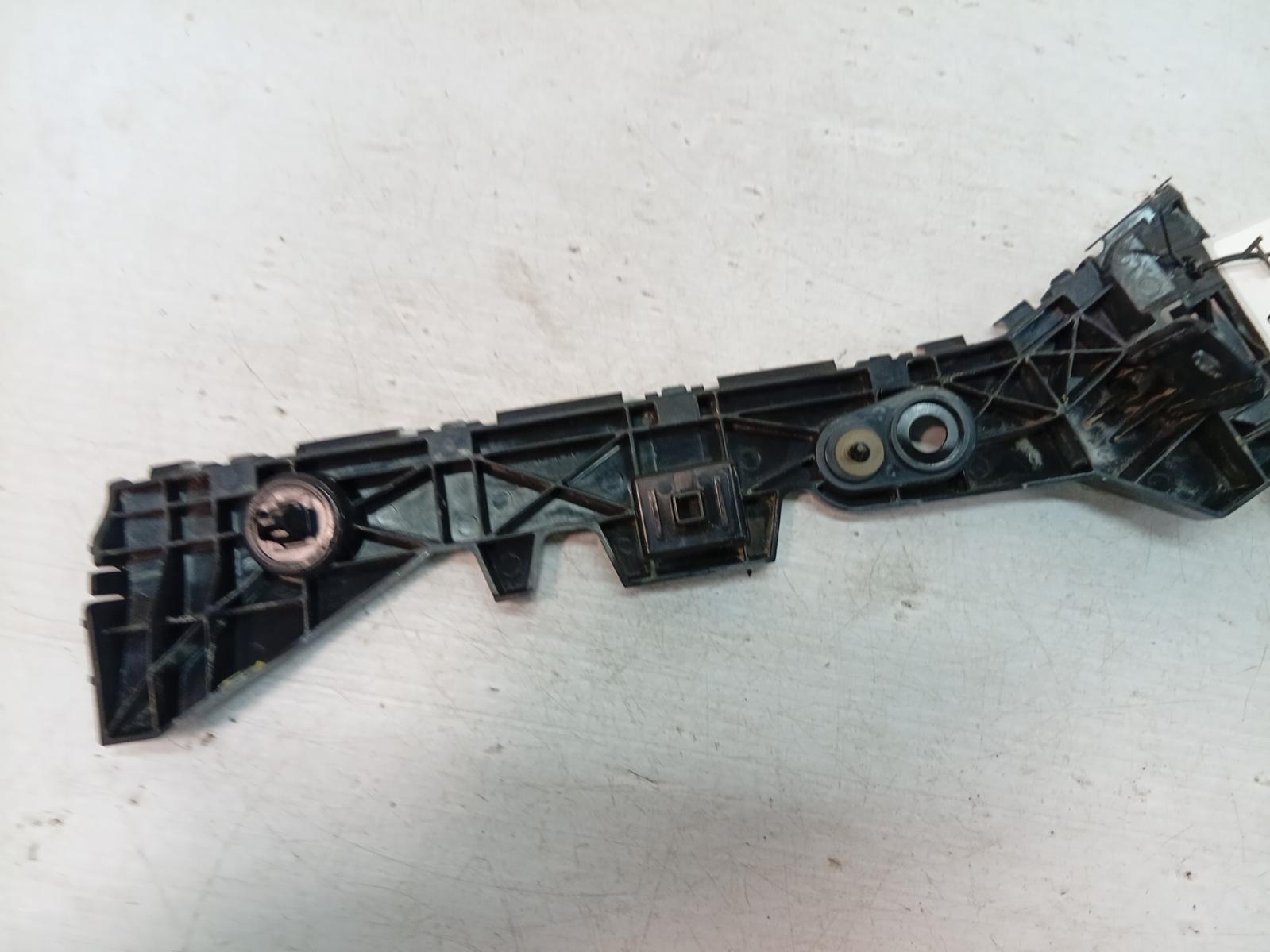 R_Bar_Bracket_Reinfo