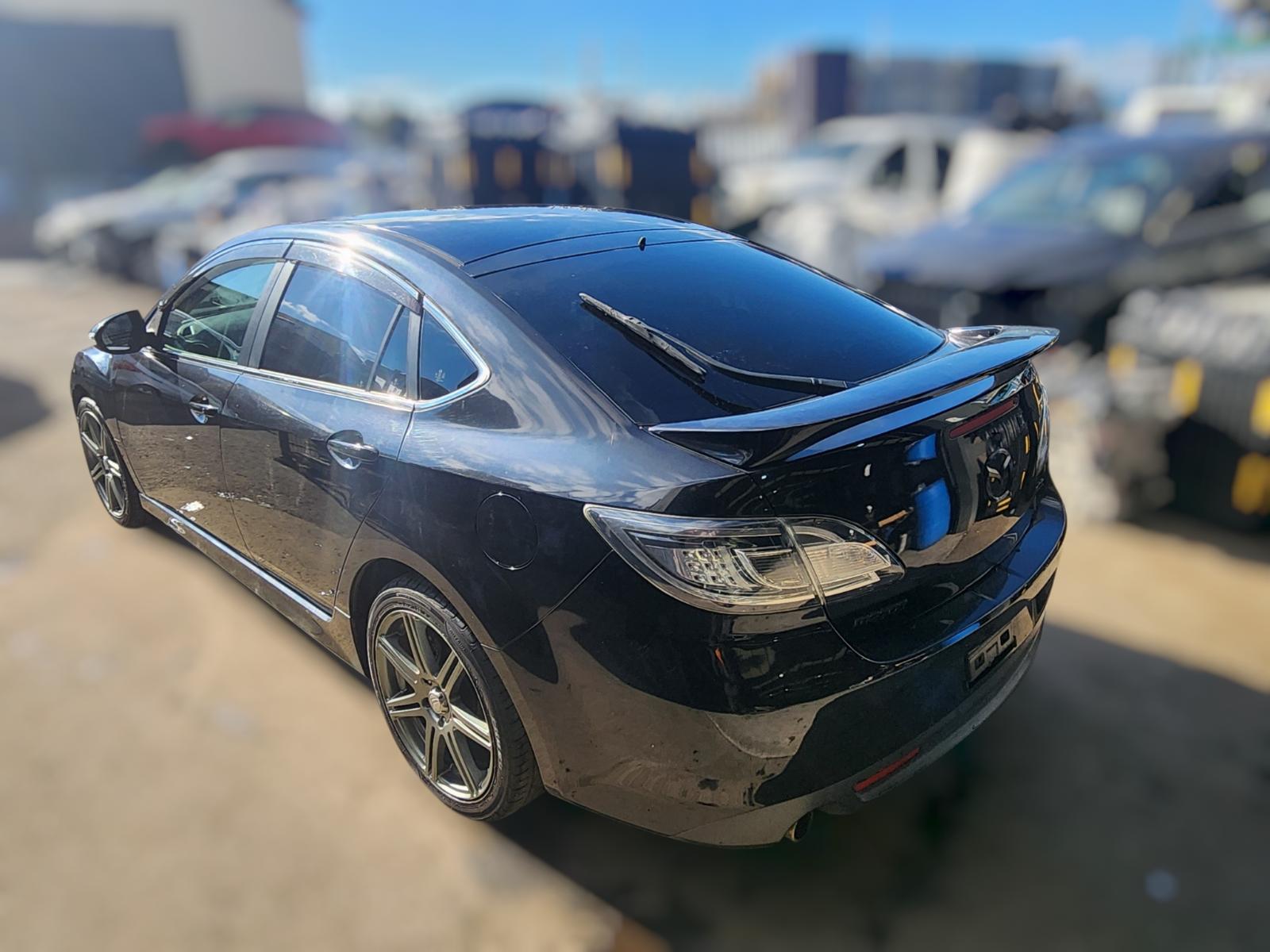 Rear_Tailgate_Glass