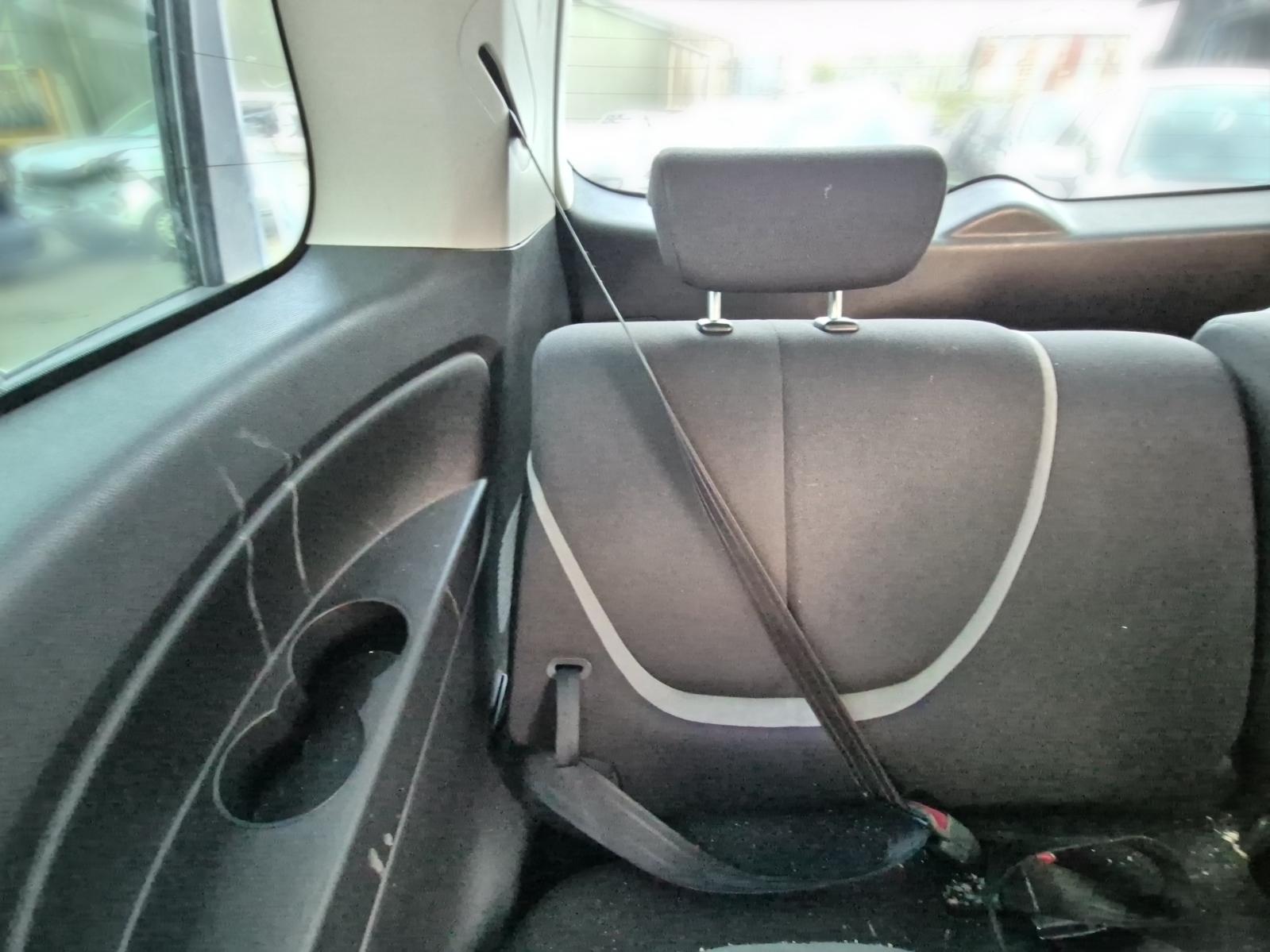 Seat_Belt_Stalk
