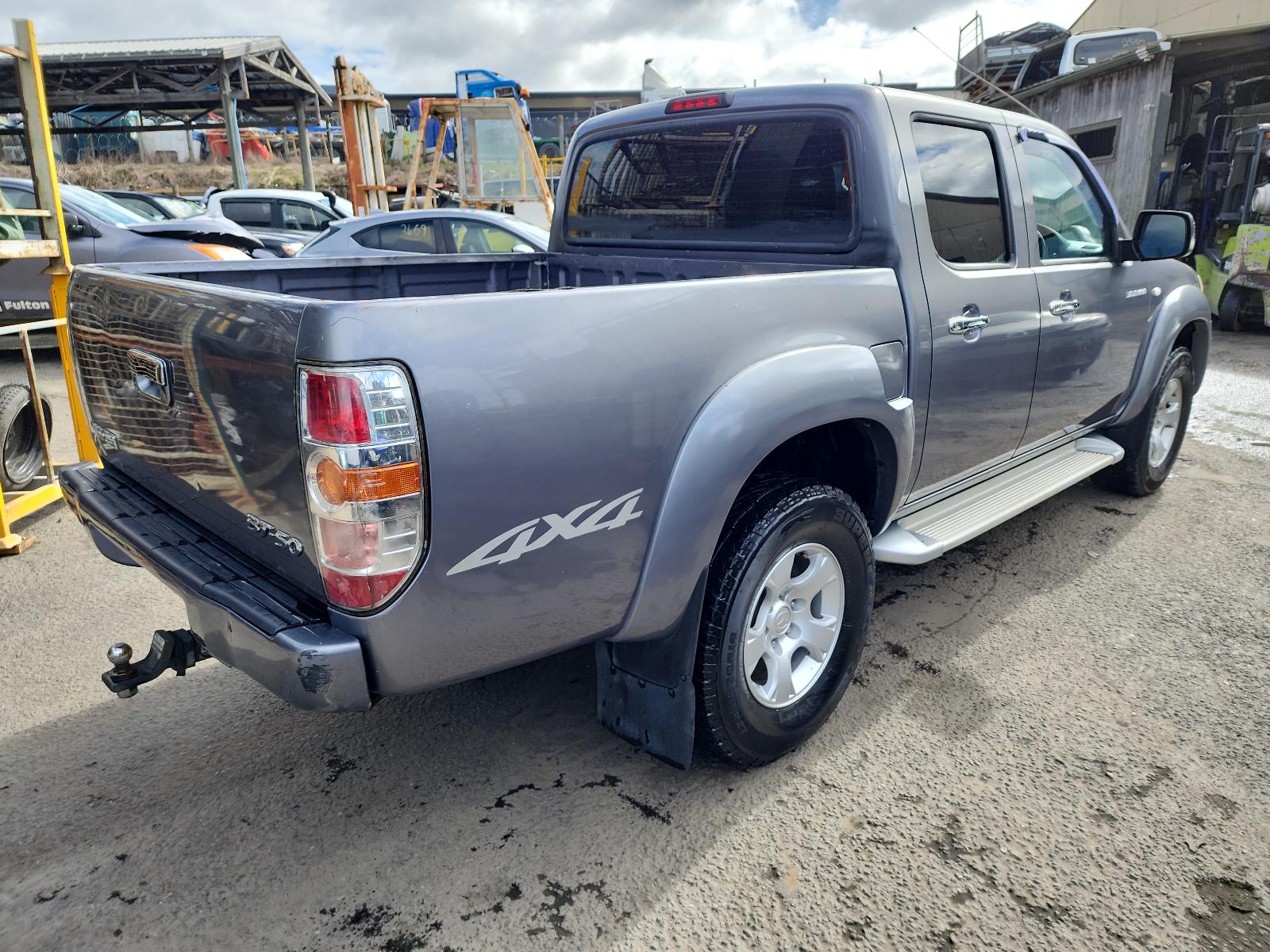 Mazda BT50 - UN 2006-2011