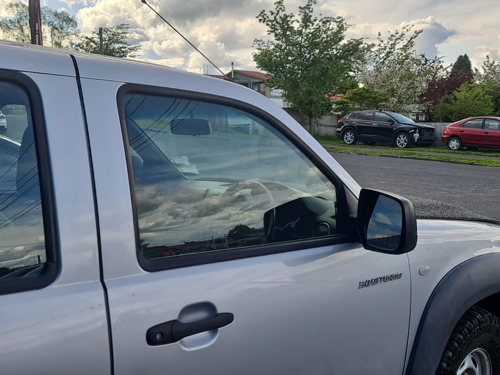 Mazda BT50 - UN 2006-2011