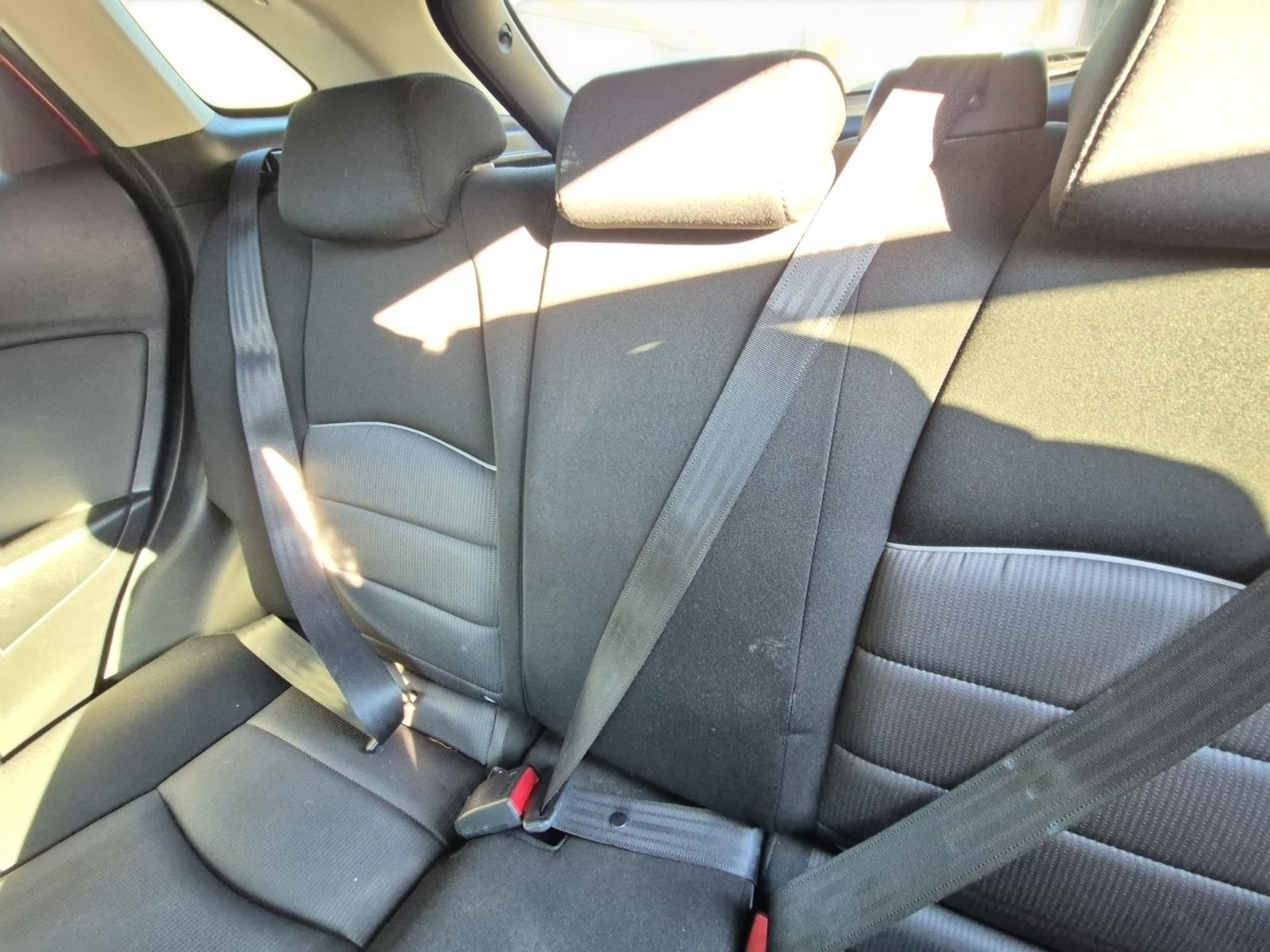 Seat_Belt_Stalk