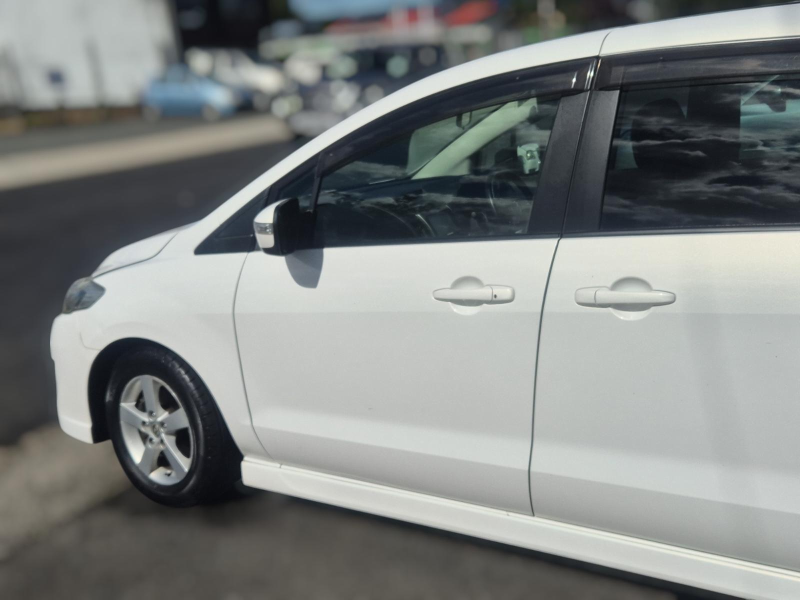 Mazda Premacy - CREW