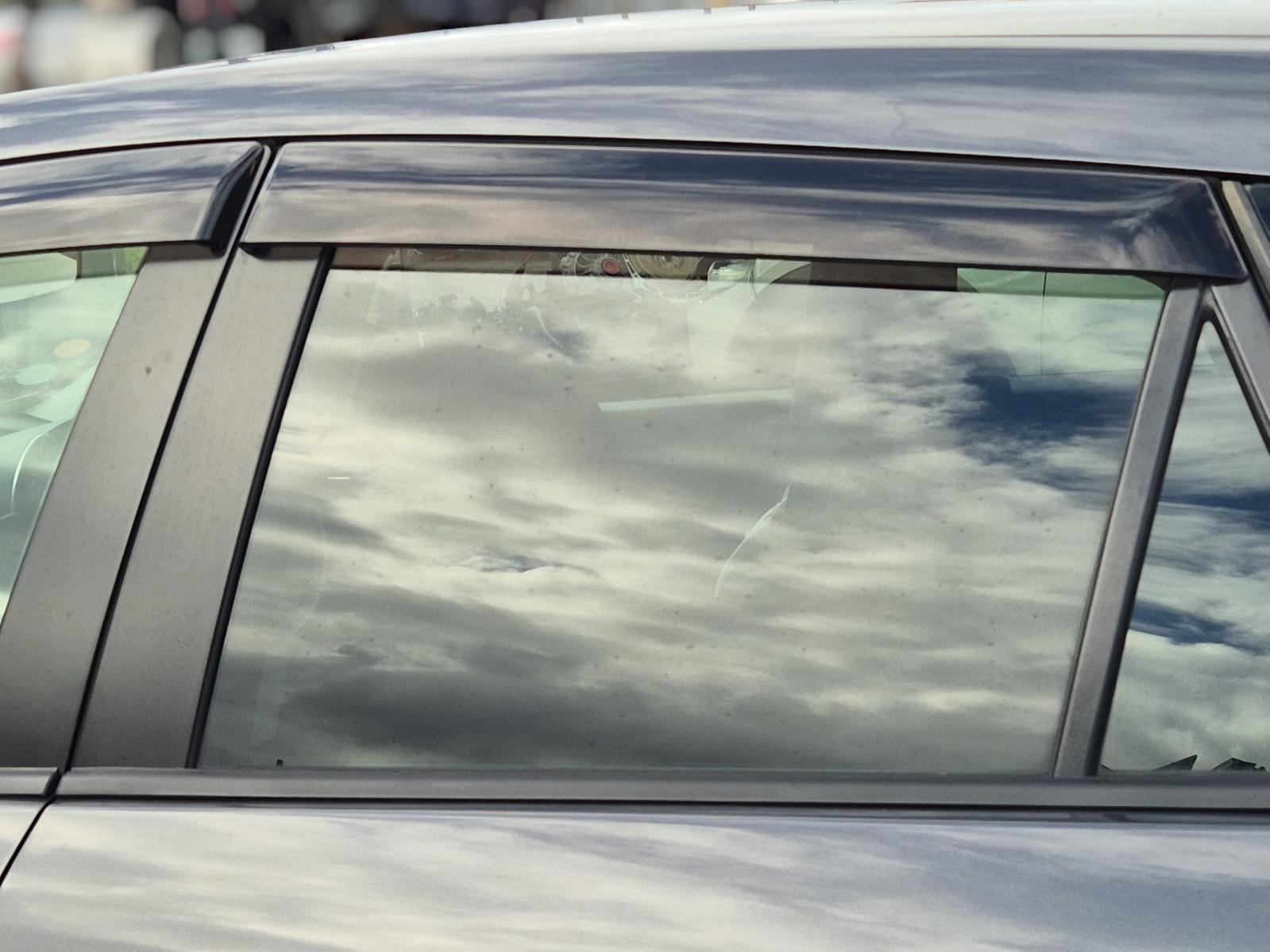 Left_Rear_Door_Window