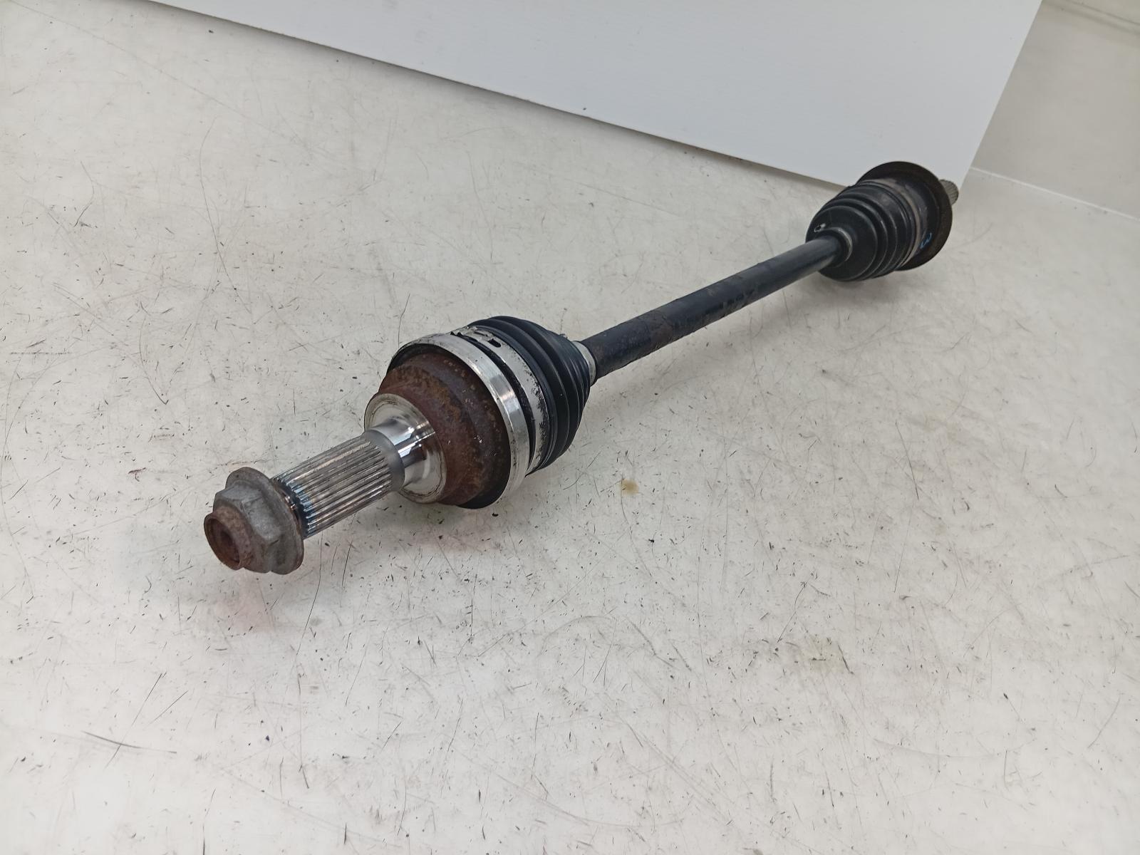 Left_Driveshaft