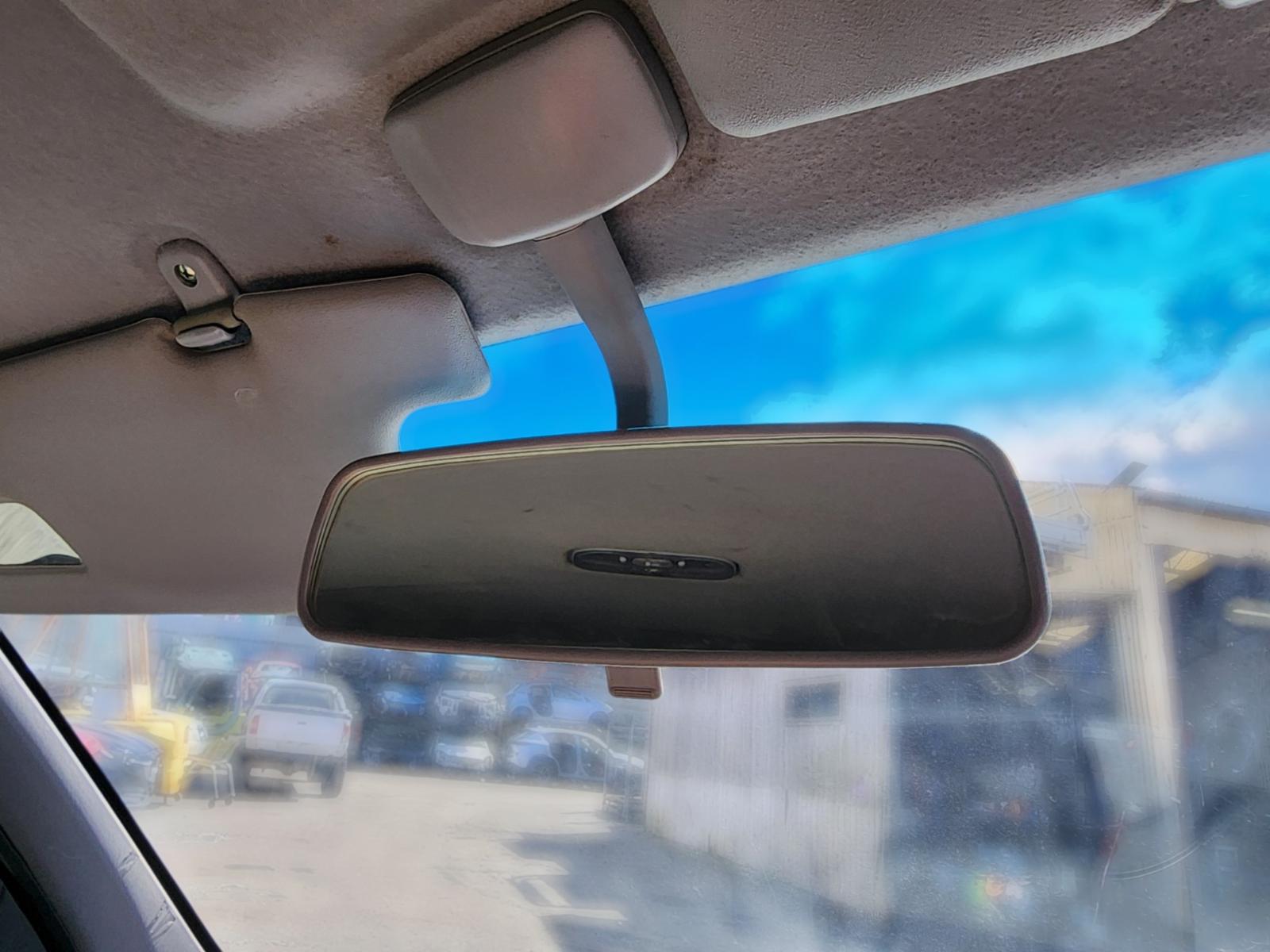 Interior_Mirror