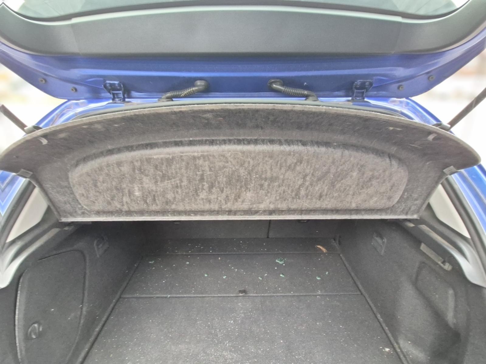 Parcel_Shelf_Cargo_Blind