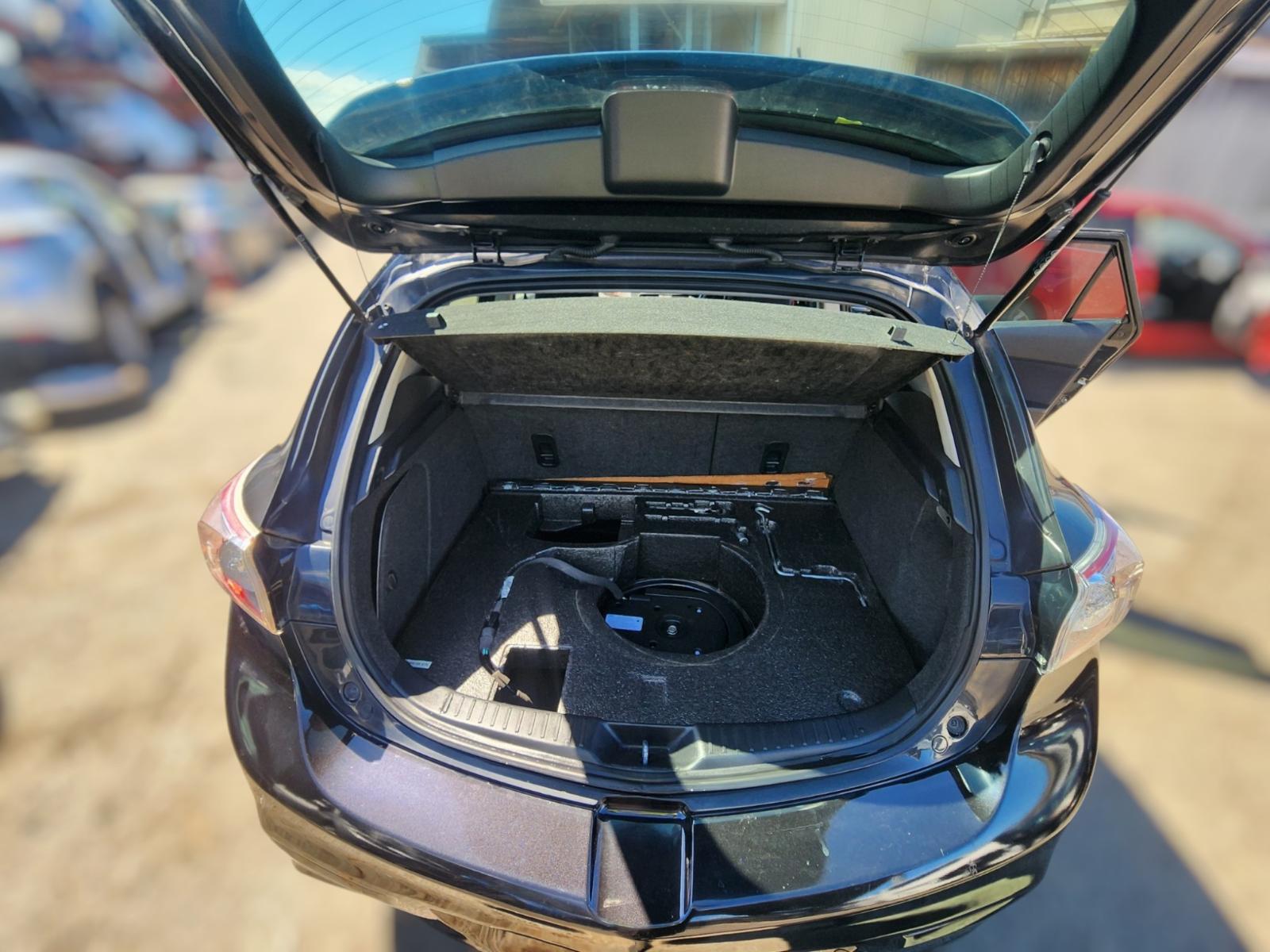 Parcel Shelf Cargo Blind