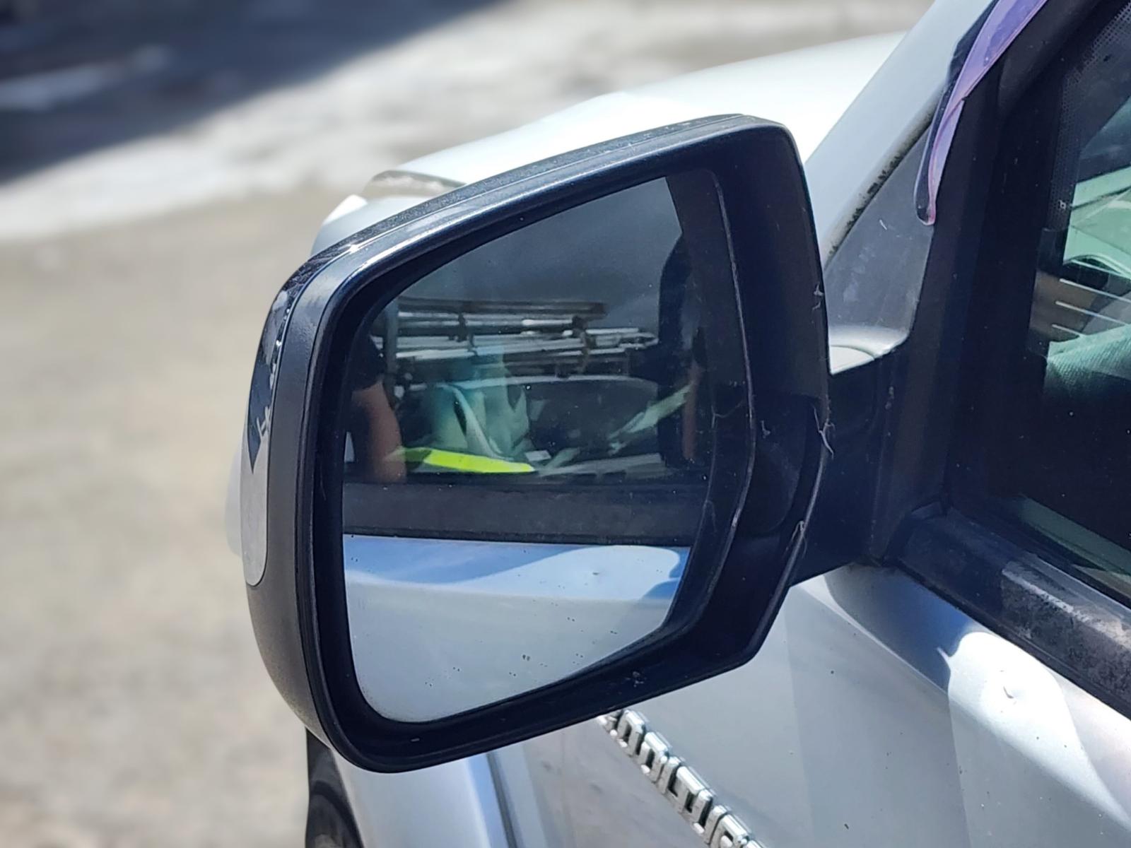 Left_Door_Mirror