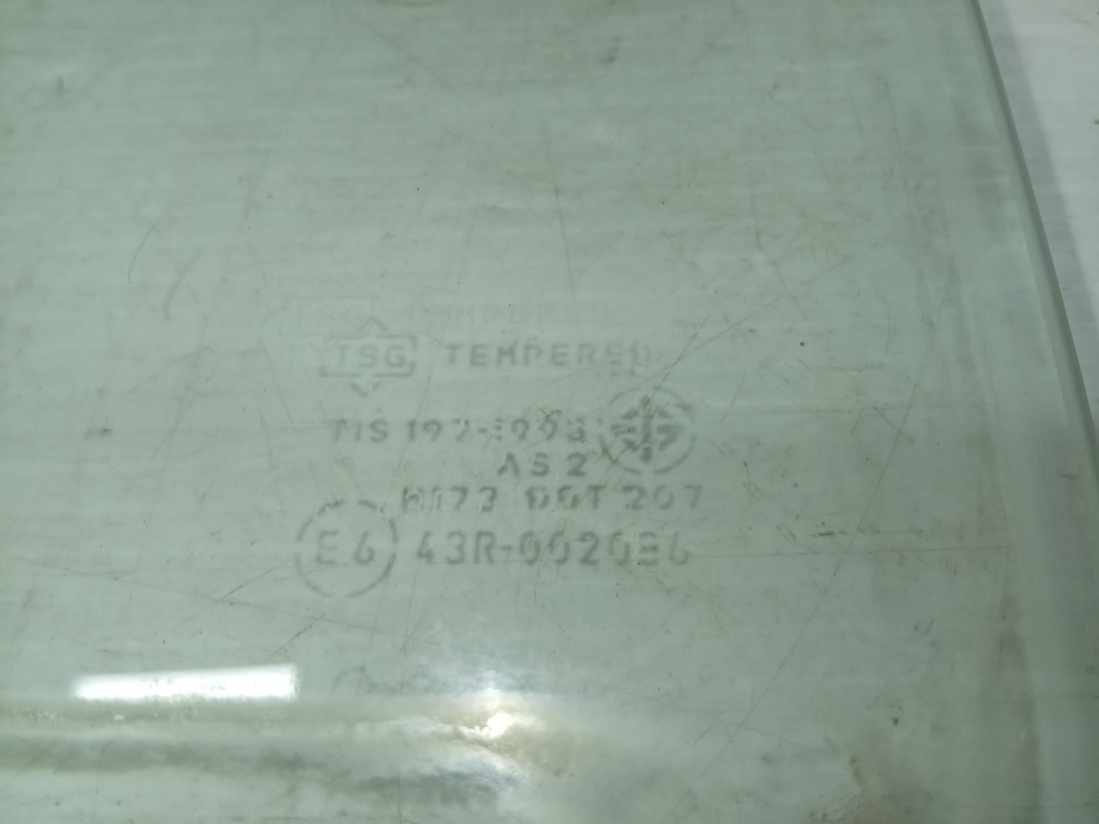 Left_Rear_Door_Window