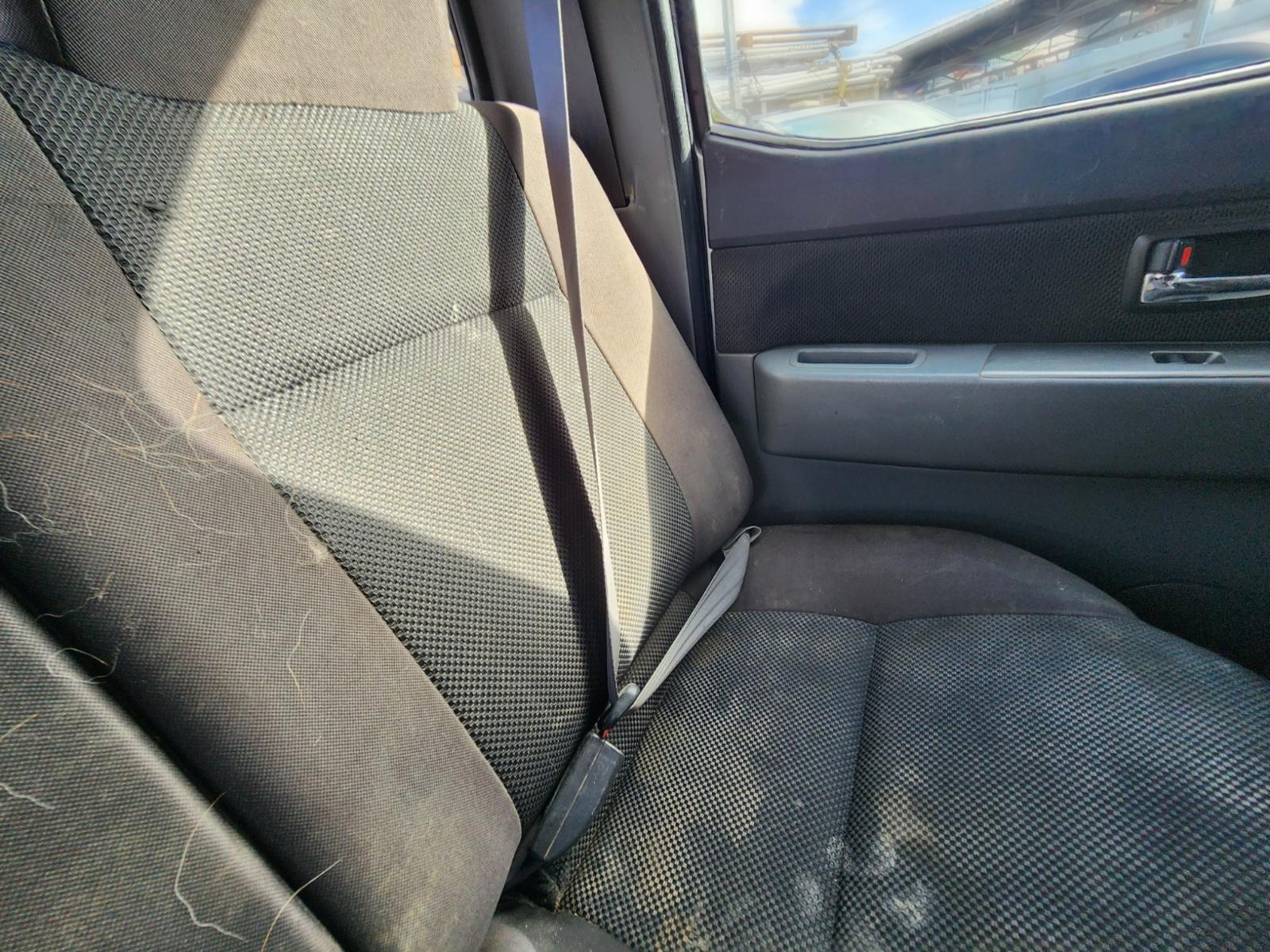 Seat_Belt_Stalk