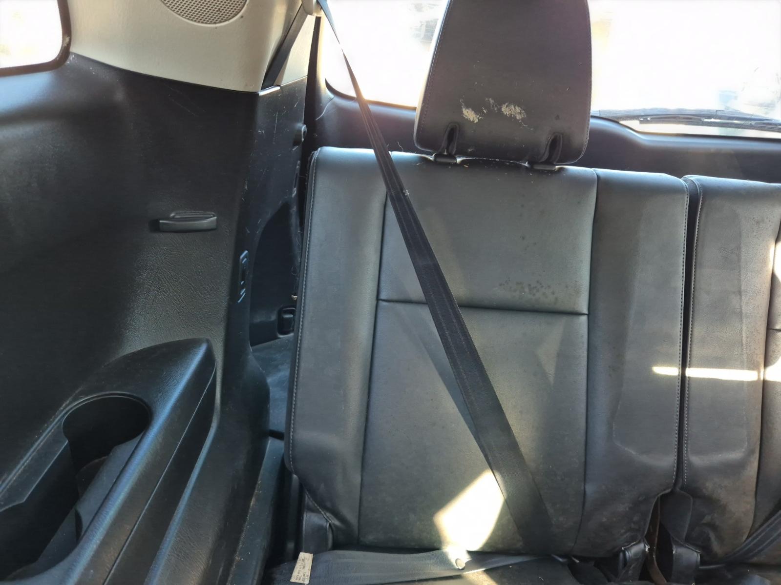 Seat_Belt_Stalk