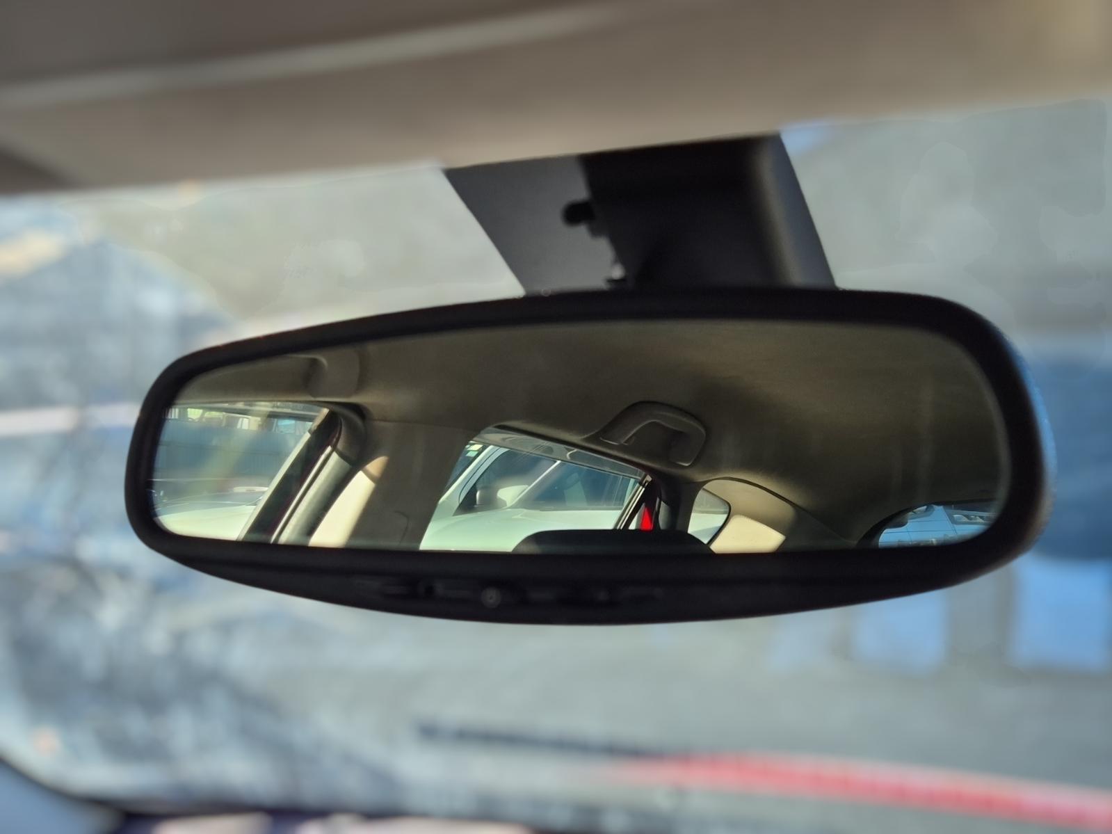 Interior_Mirror