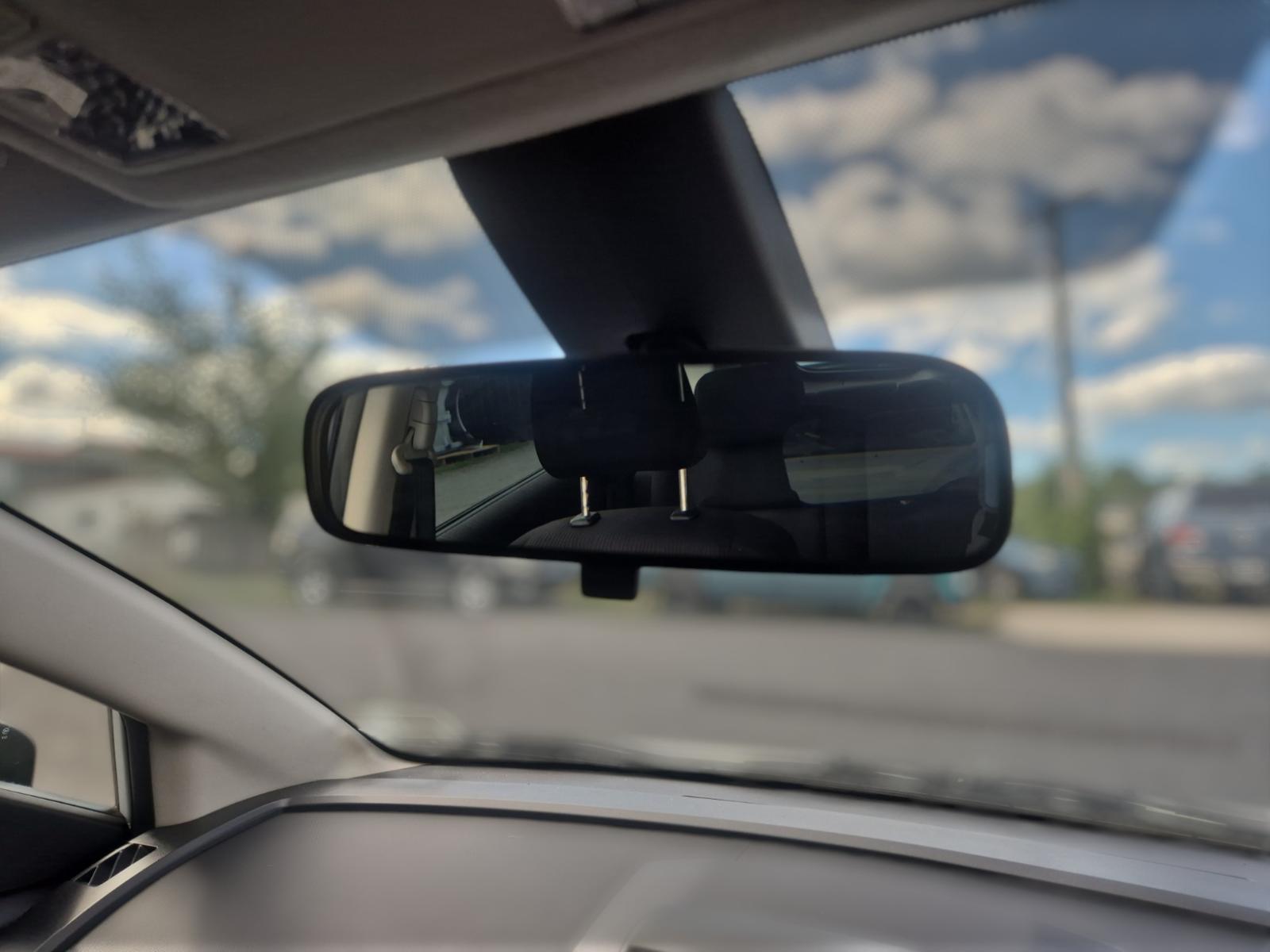 Mazda Premacy - CREW