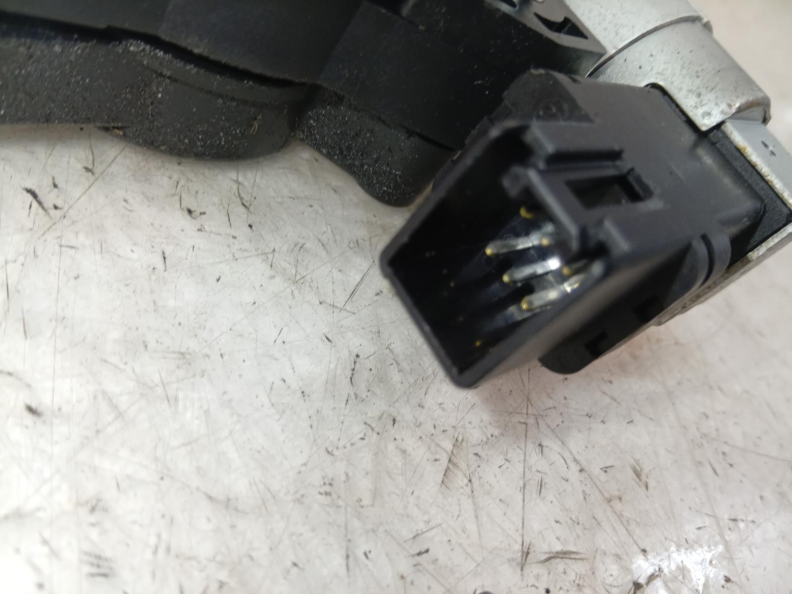 Right_Front_Window_Reg_Motor