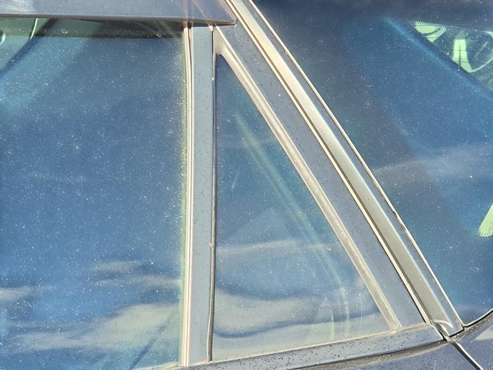 Left_Rear_1q_Door_Glass