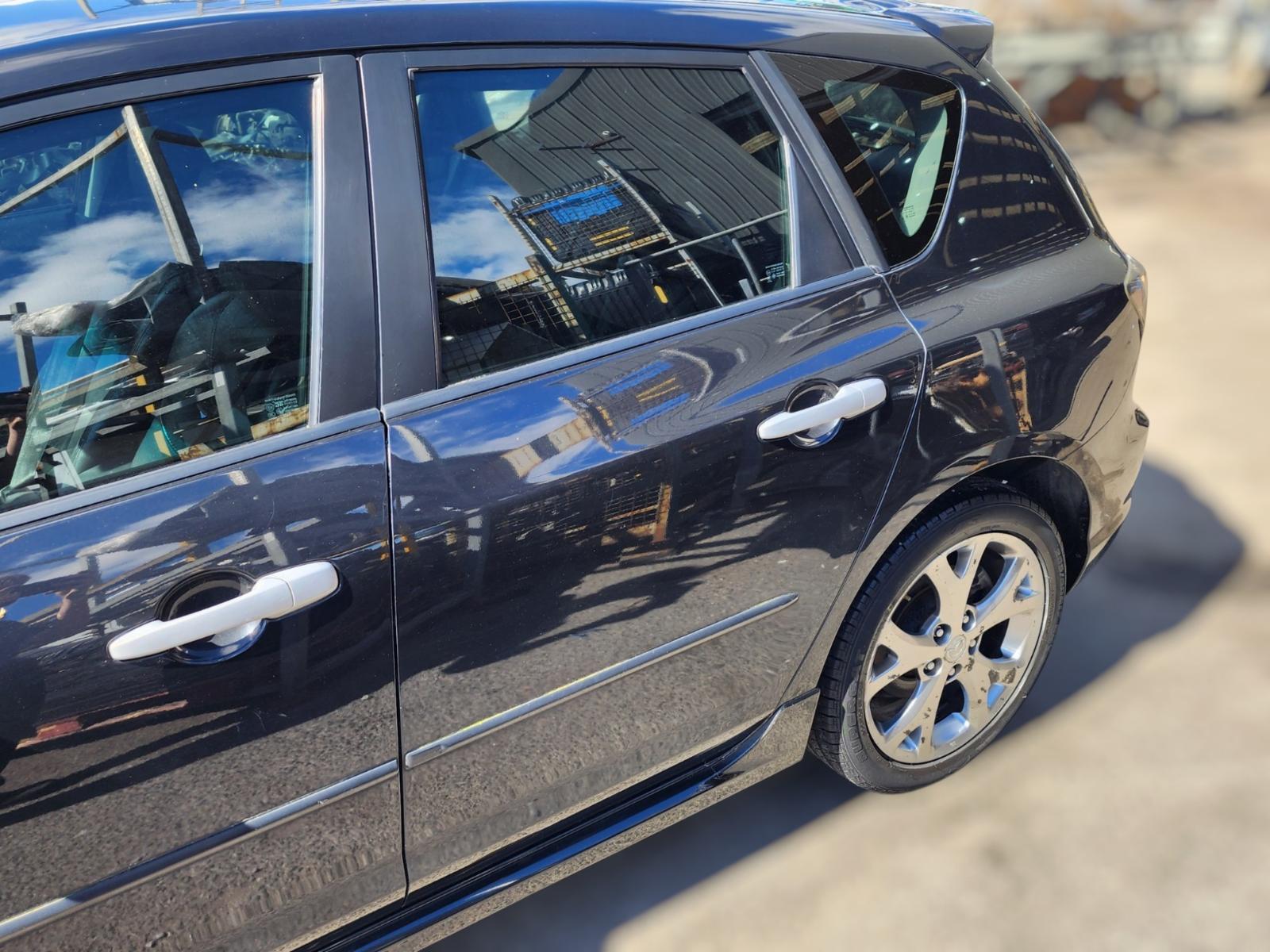 Left Rear Door Sliding
