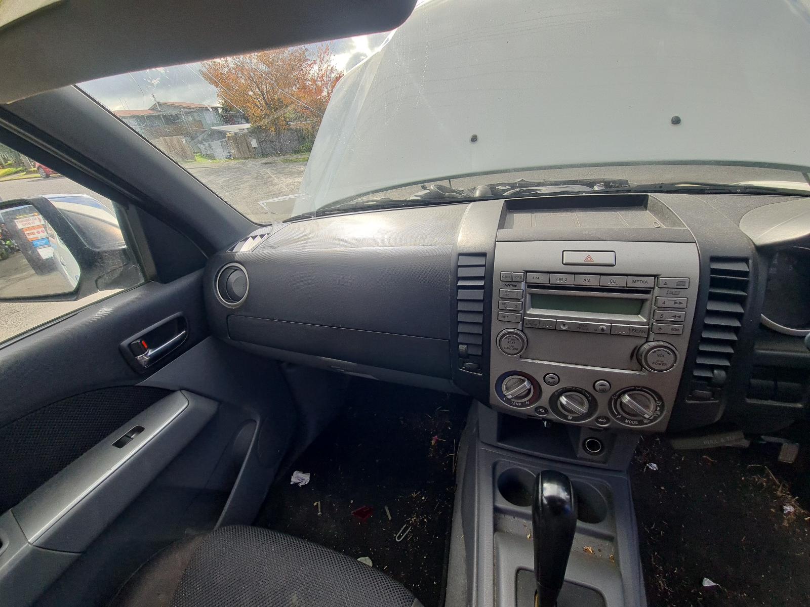 Mazda BT50 - UN 2006-2011