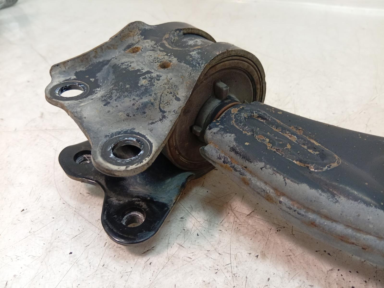 Right_Front_Lower_Control_Arm