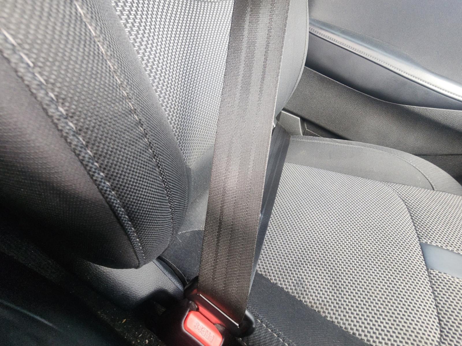 Seat_Belt_Stalk