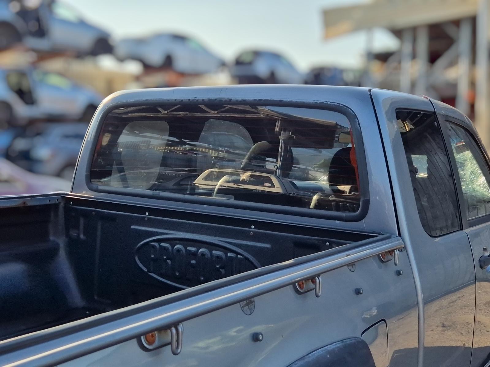 Rear_Tailgate_Glass