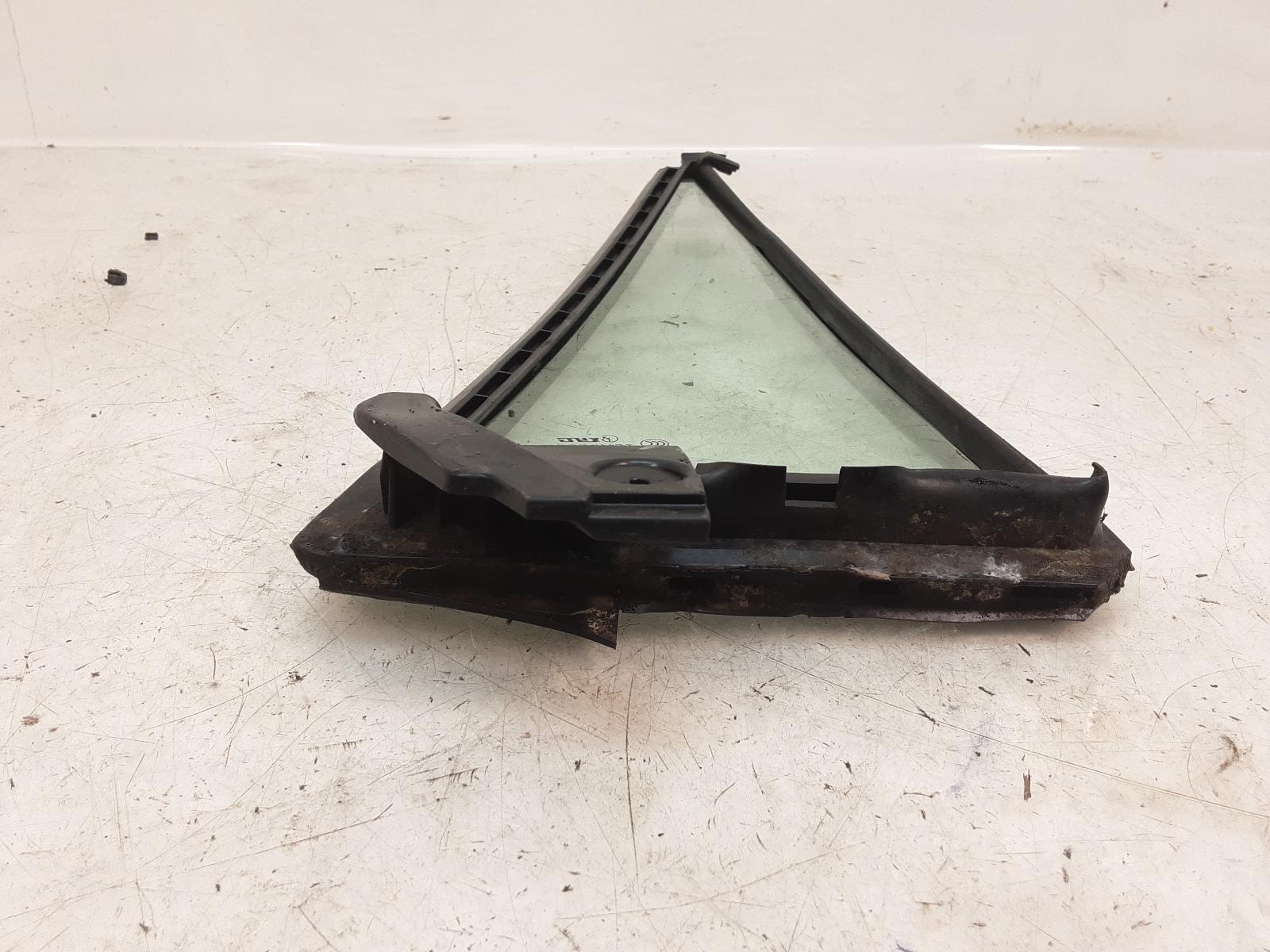Left_Rear_1q_Door_Glass