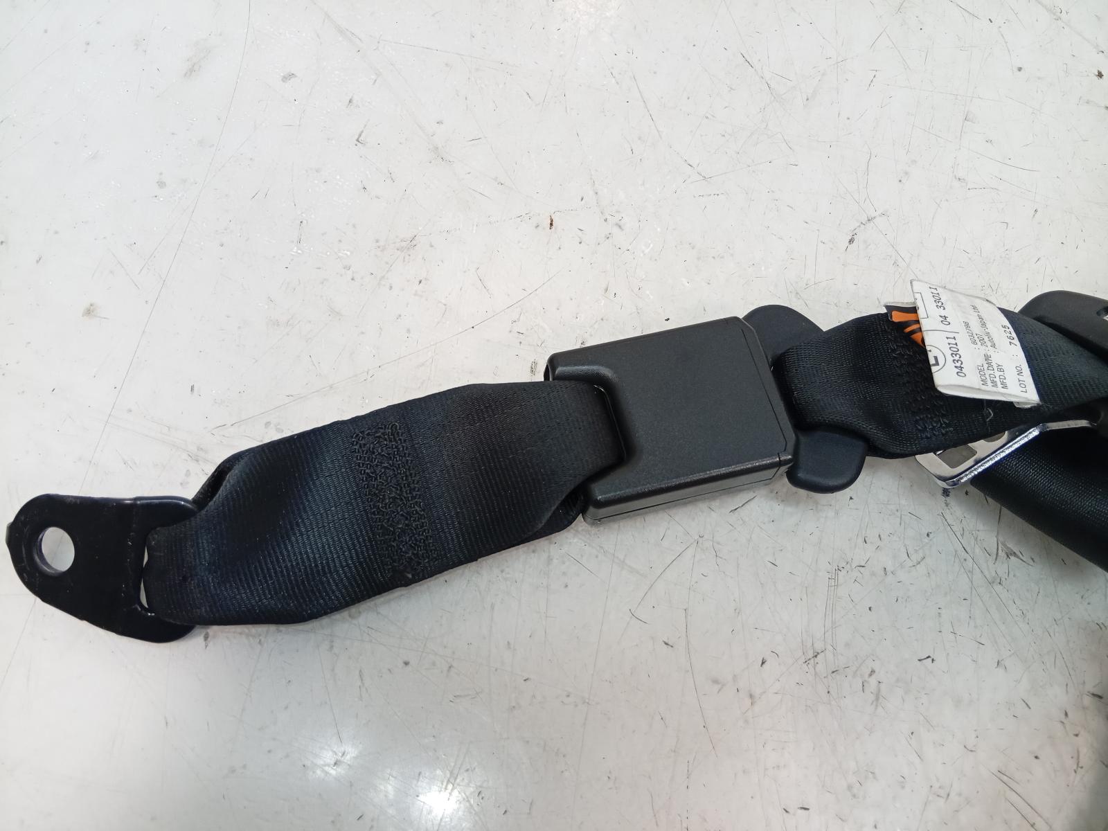 Seat_Belt_Stalk