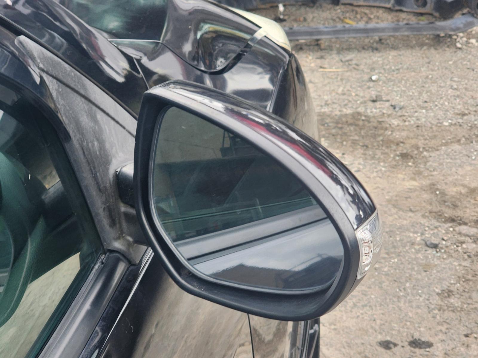 Right Door Mirror