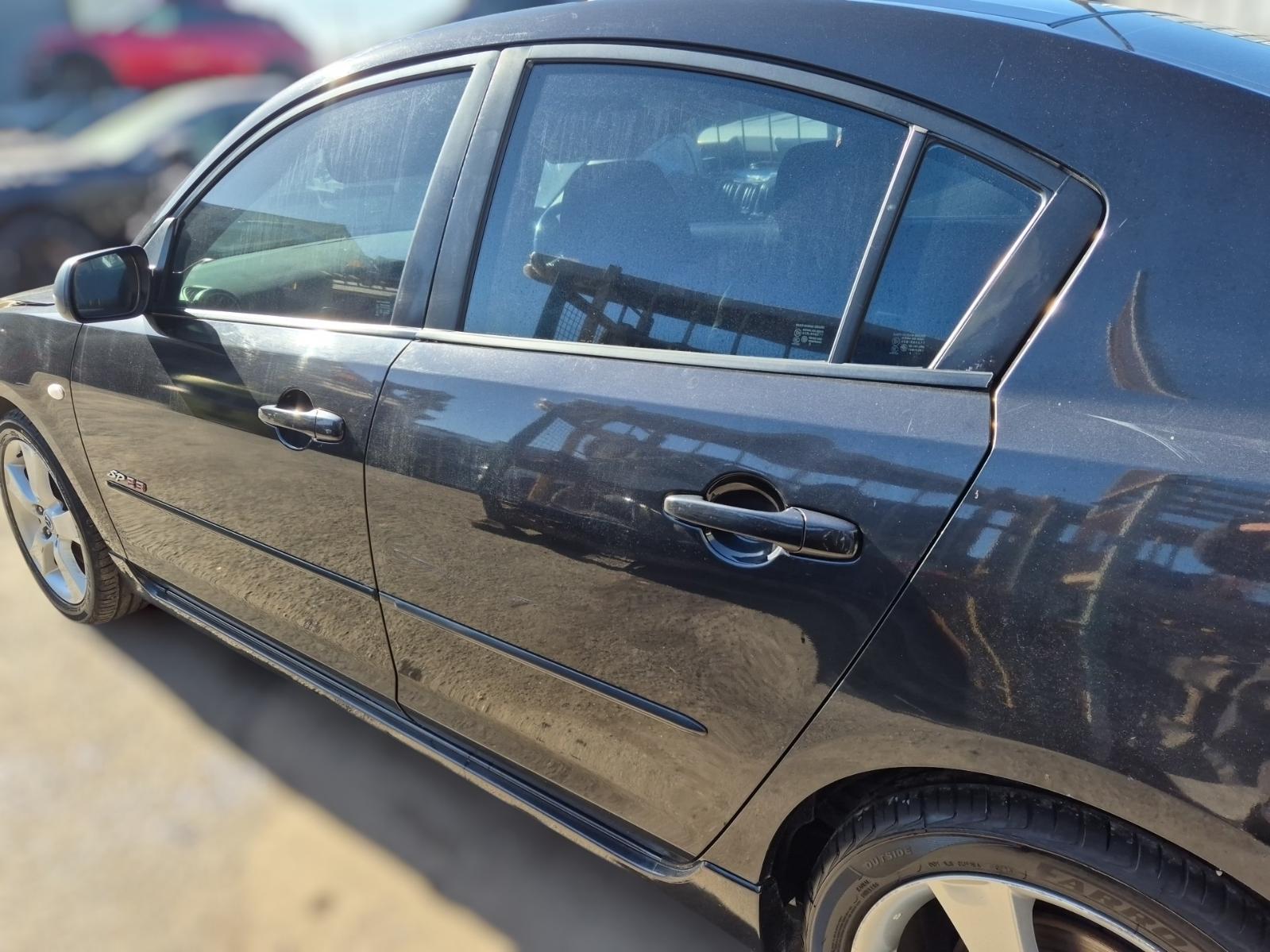 Left_Rear_Door_Sliding