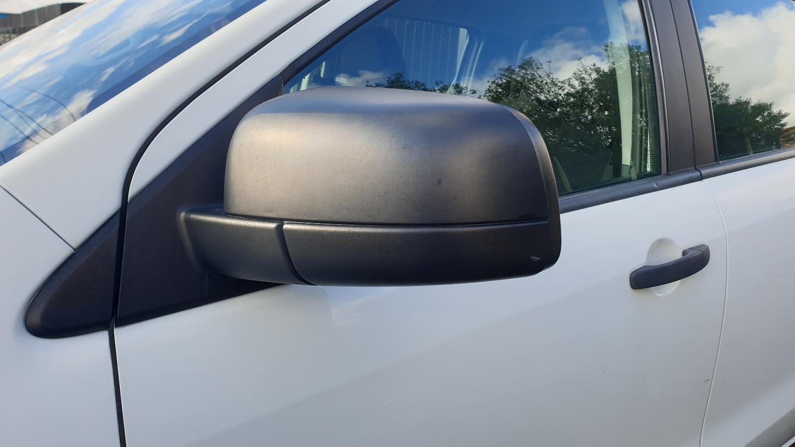 Left_Door_Mirror
