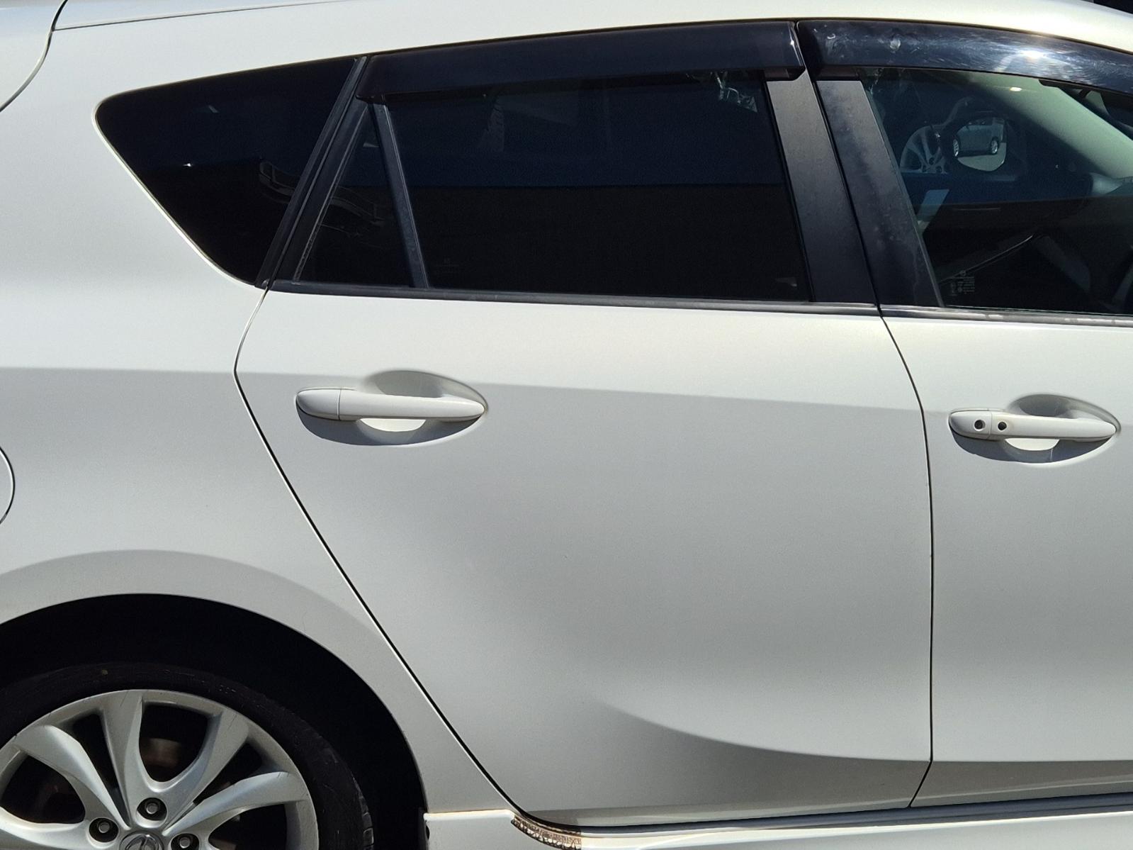 Right_Rear_Door_Sliding