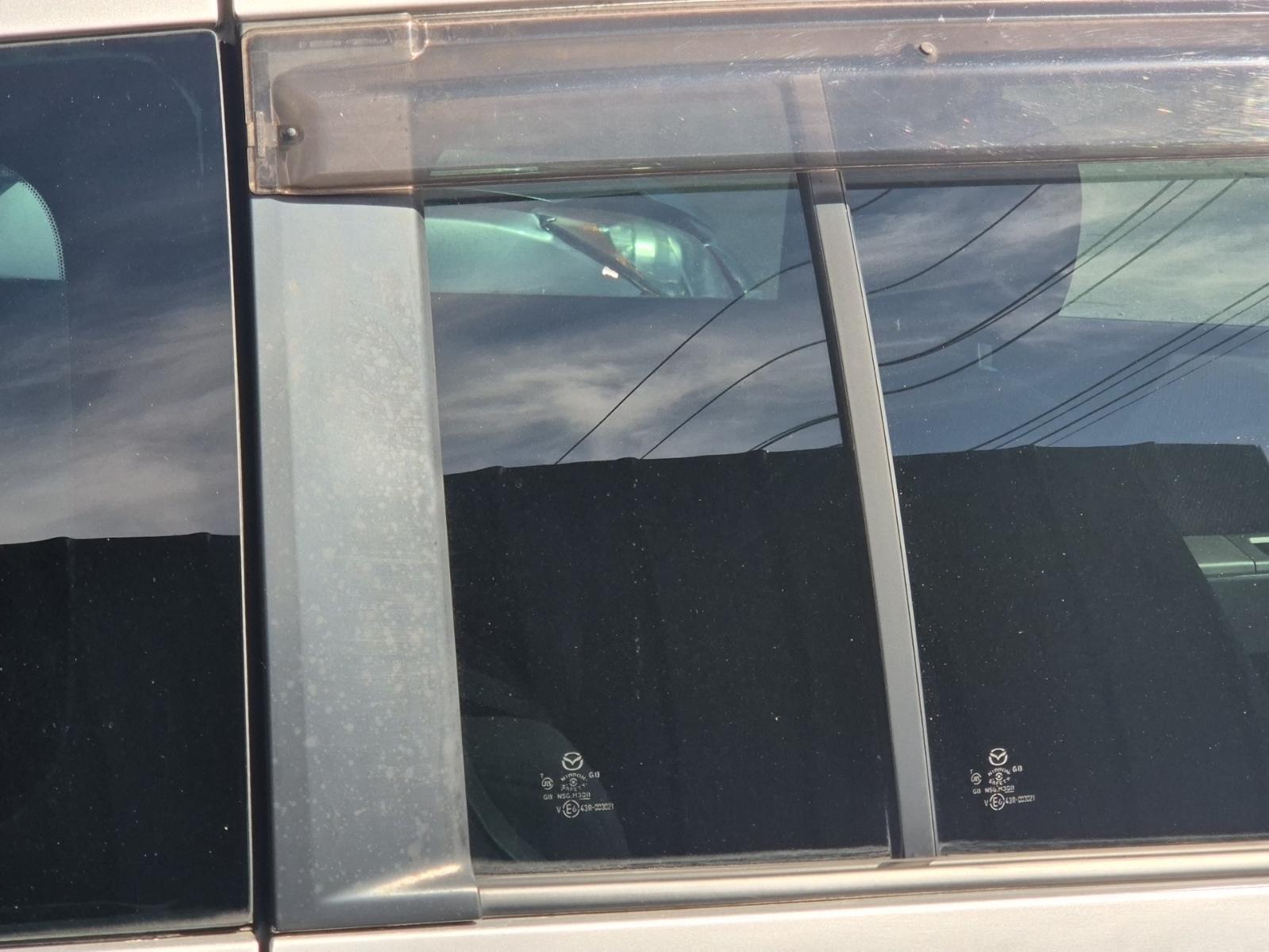 Right_Rear_1q_Door_Glass