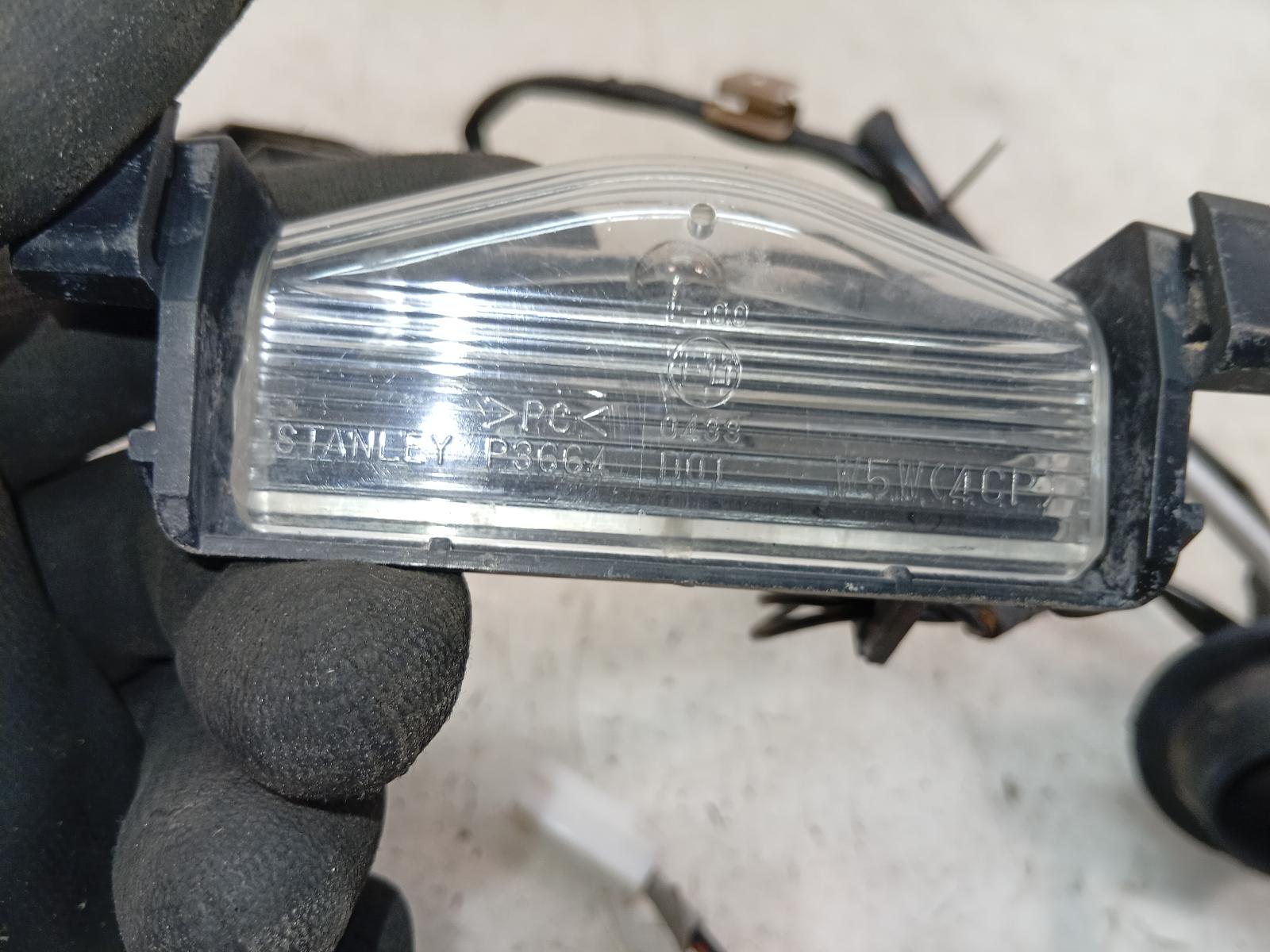 Number_Plate_Lamp