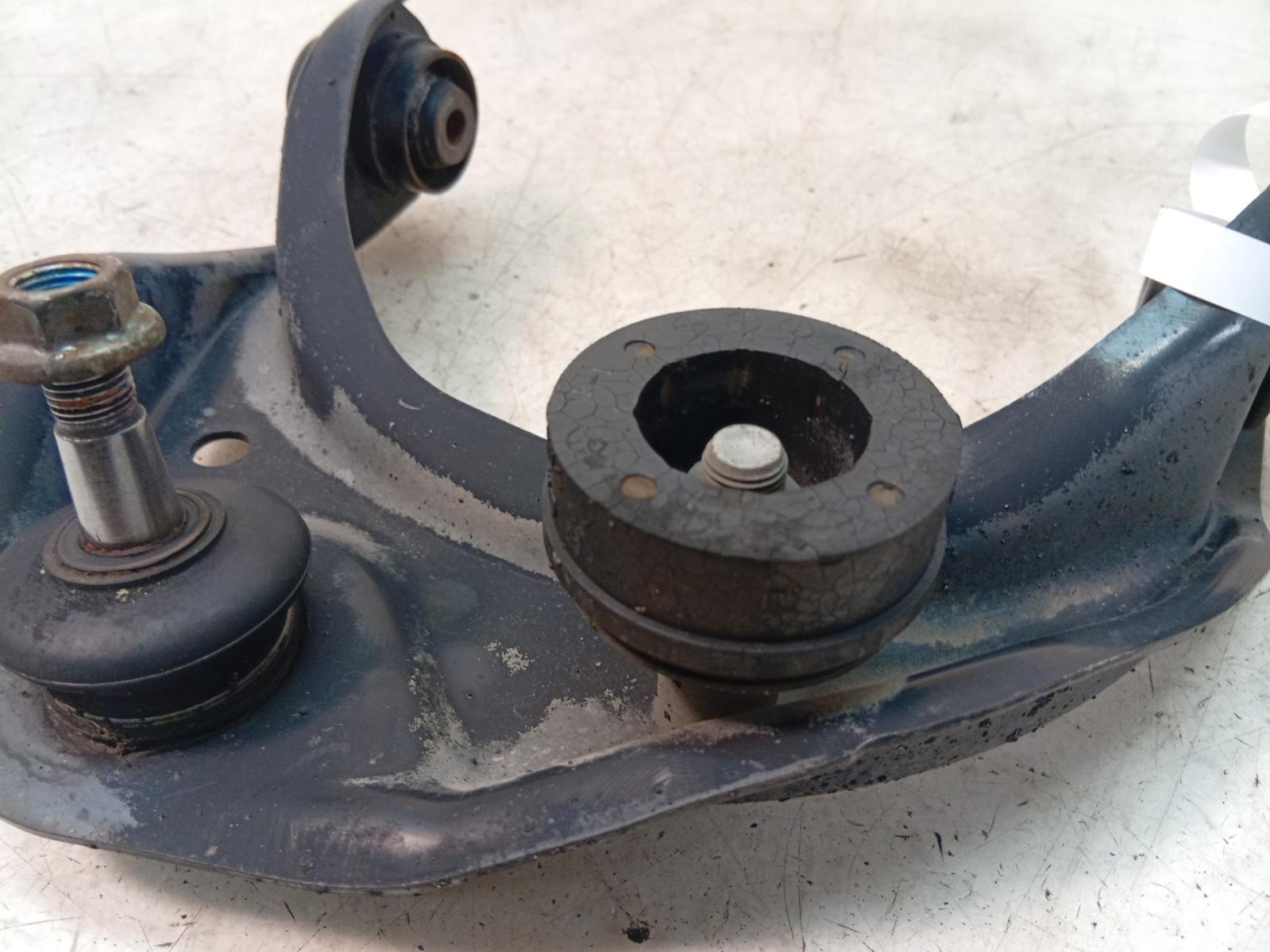 Left_Front_Upper_Control_Arm