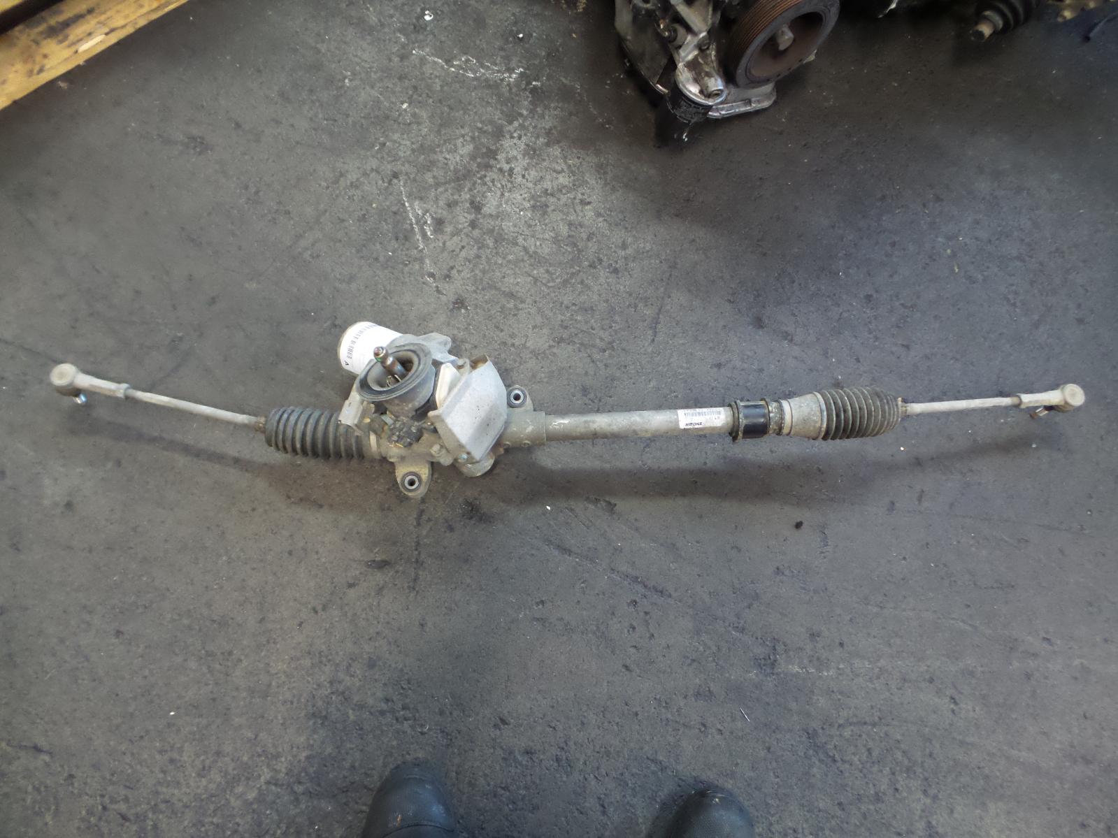 PartsWorld Steering Boxrack parts for Suzuki Swift 2nd Gen ZC11S