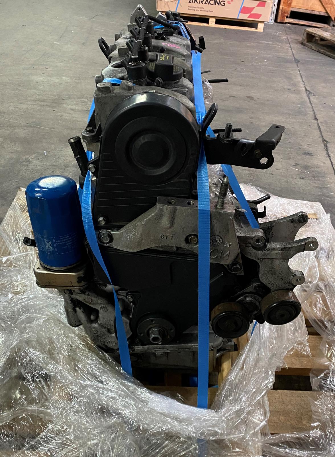 PartsWorld Engine parts for Hyundai Santa Fe 20062012 series Right