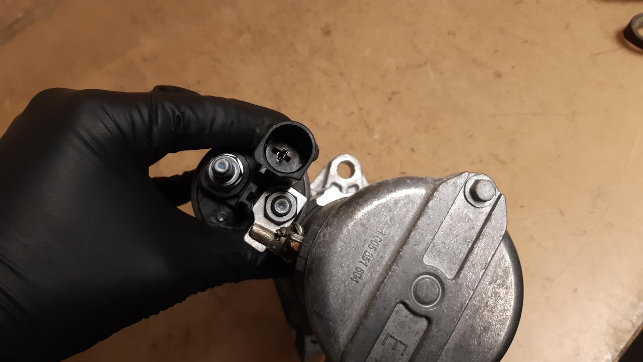 View Auto part Starter Volkswagen Tiguan 2021