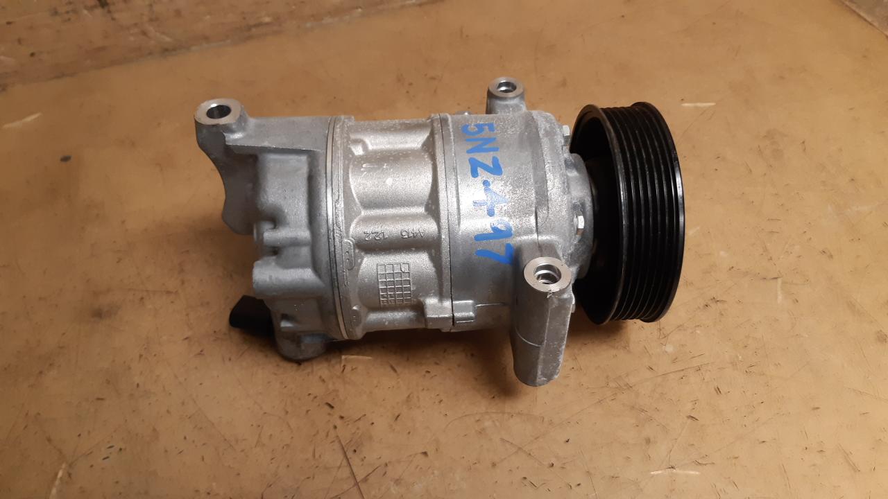 View Auto part A/C Compressor Volkswagen Tiguan 2021