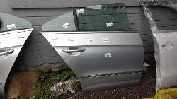 View Auto part Right Rear Wnd Reg/Motor Volkswagen Passat 2013