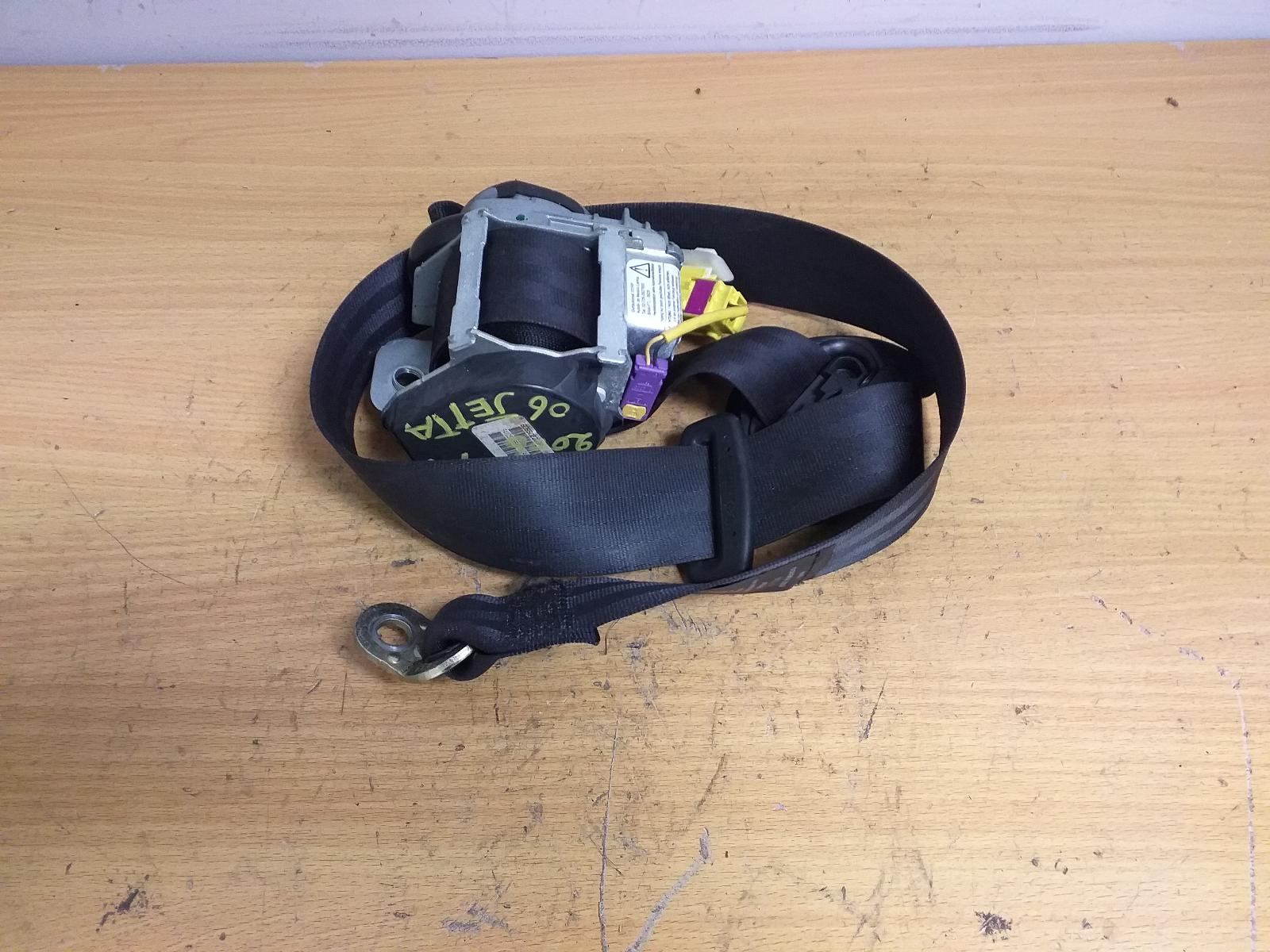 View Auto part Seatbelt/Stalk Volkswagen Jetta 2006