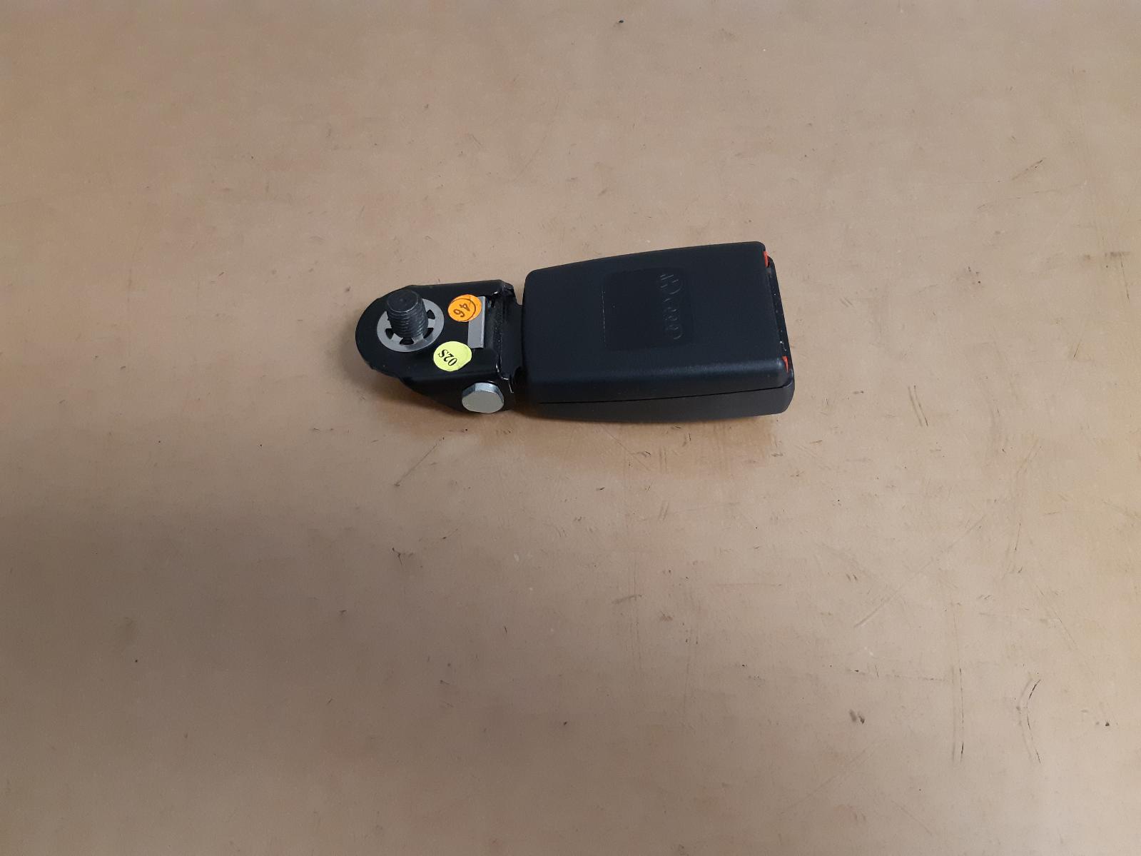2008 Audi Q7 Seatbelt/Stalk View Auto part Seatbelt/Stalk Audi Q7 2008