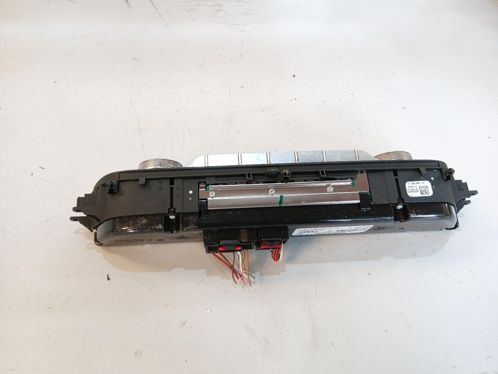 View Auto part Heater/Ac Controls Audi Q5 2018
