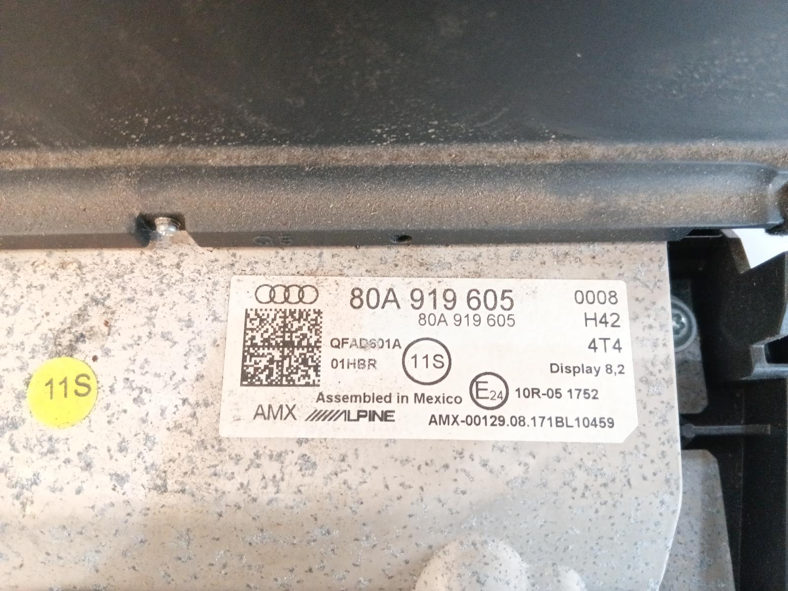 2018 Audi Q5 Radio/Cd/Dvd/Sat/Tv View Auto part Radio/Cd/Dvd/Sat/Tv Audi Q5 2018