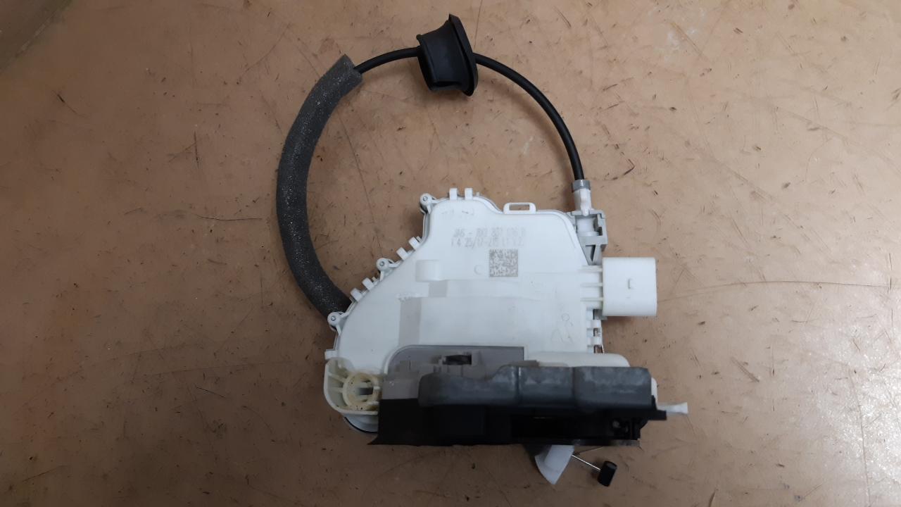 View Auto part Door/Boot/Gate Lock Audi Q5 2018