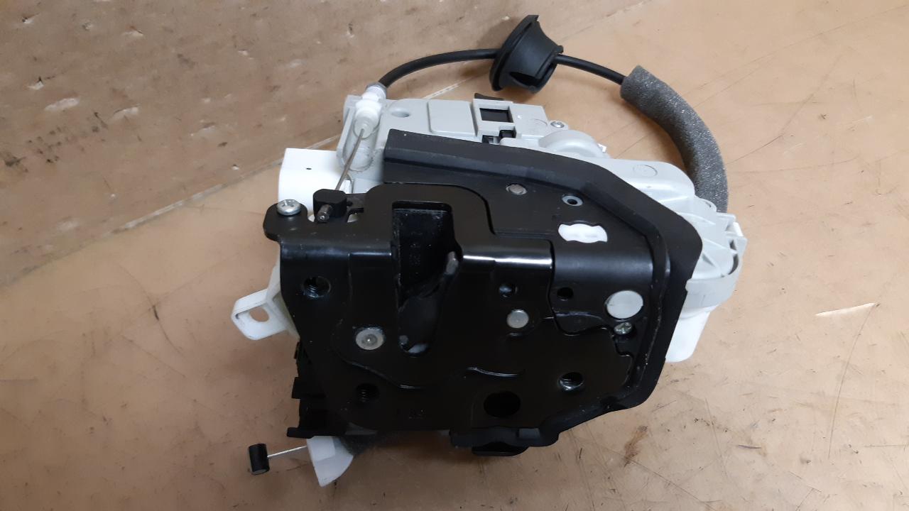 View Auto part Door/Boot/Gate Lock Audi Q5 2018