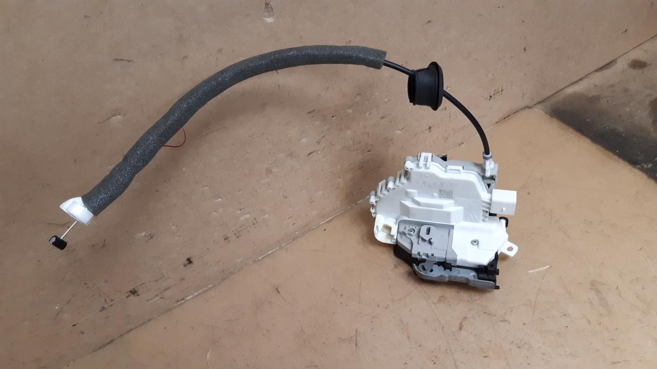 View Auto part Door/Boot/Gate Lock Audi Q5 2018