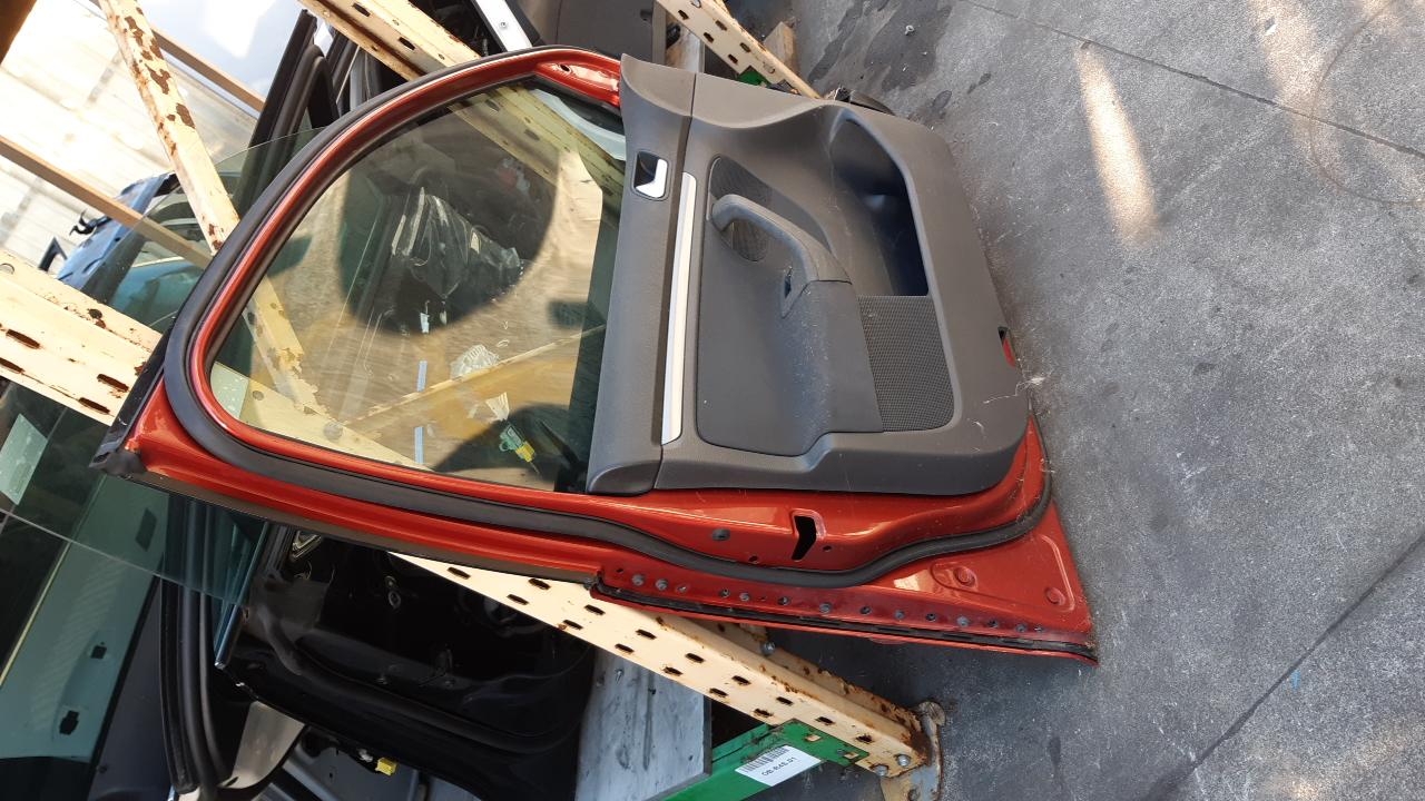 View Auto part Left Front Door Volkswagen Golf 2007