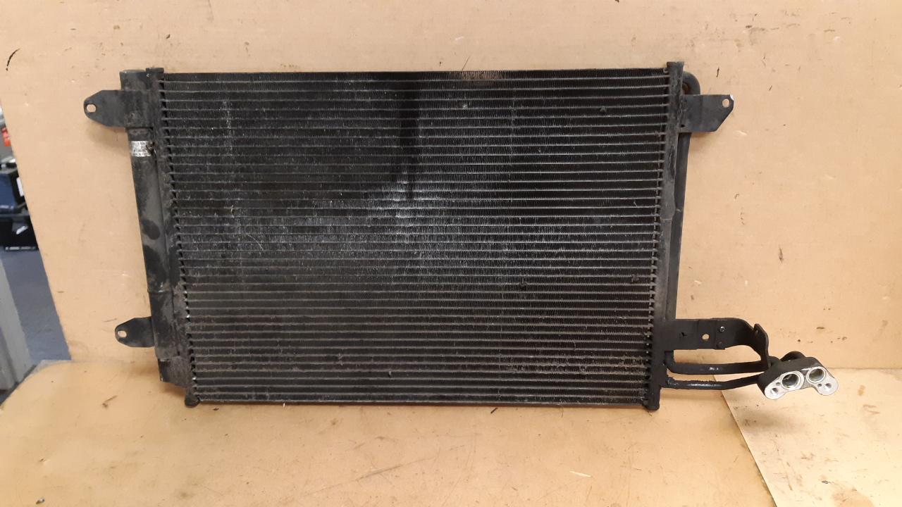 View Auto part A/C Condenser Volkswagen Golf 2007