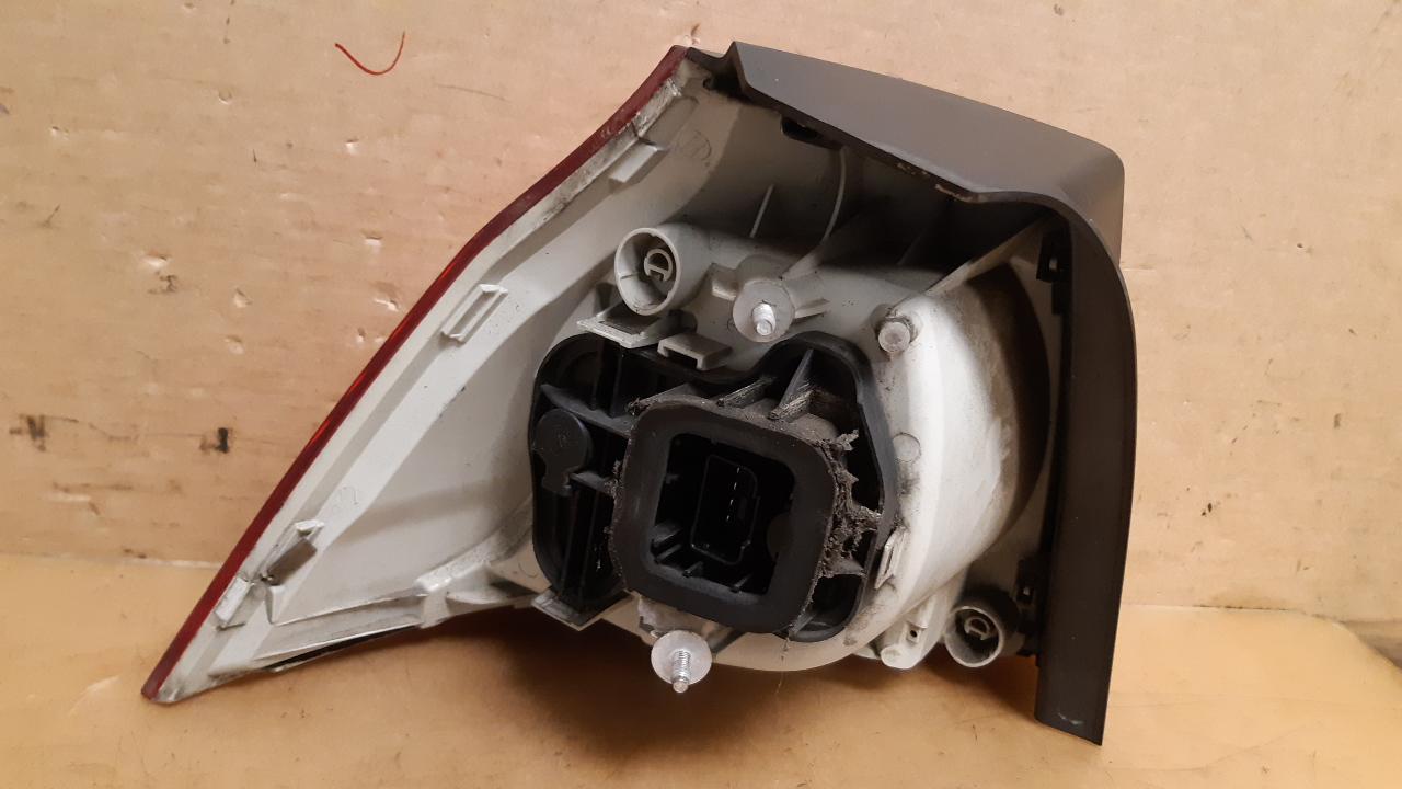 View Auto part Right Taillight Volkswagen Golf 2007