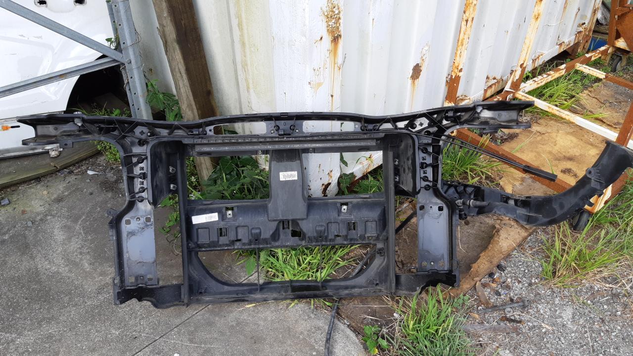 View Auto part Radiator Support Bmw X1 2011
